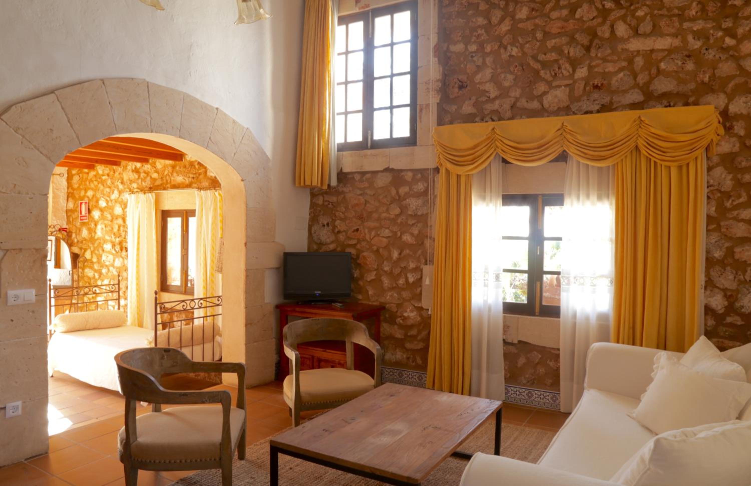 Junior Suite (2 Adults) with Terrace and Spa access - Photo 7