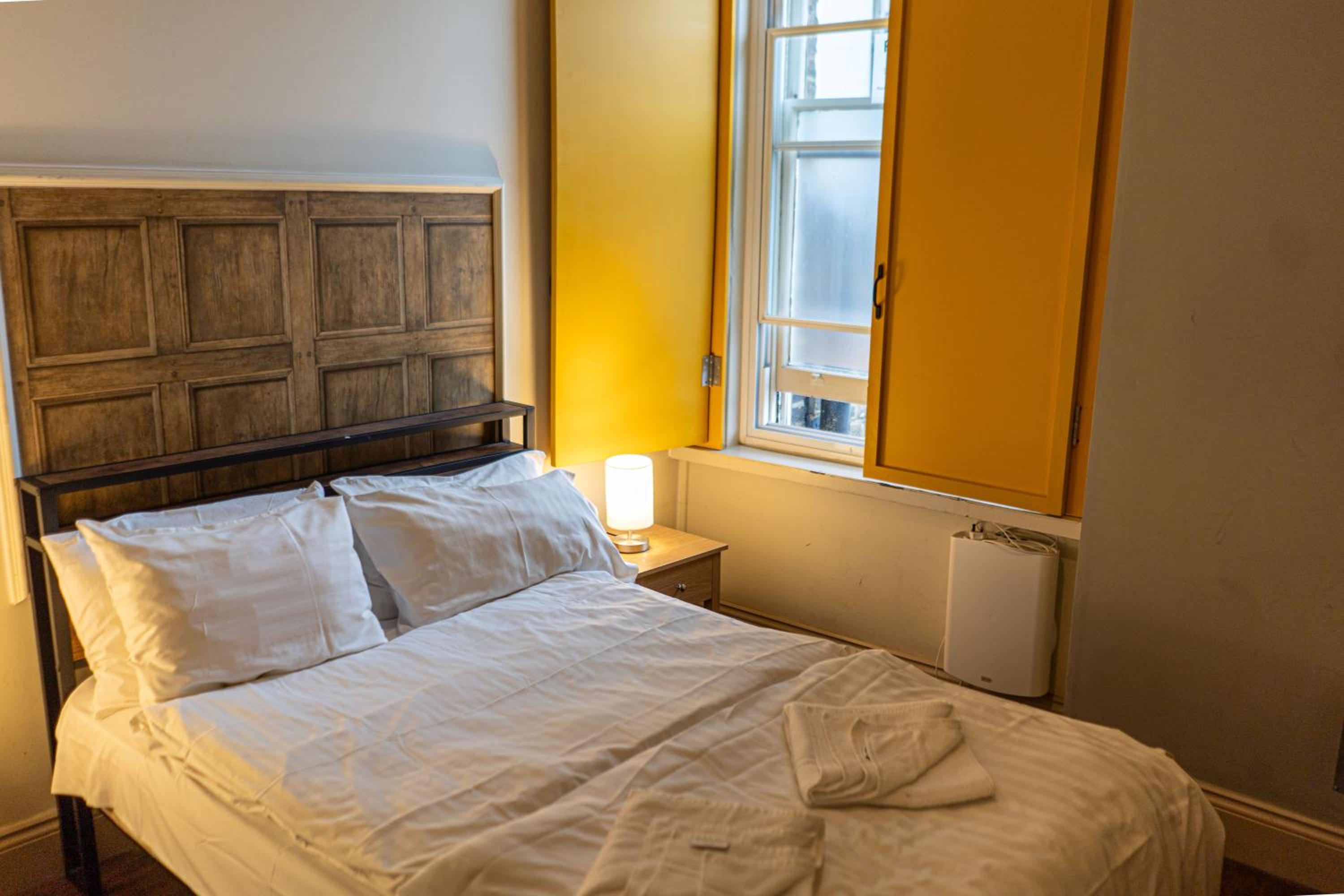 Budget Double Room photo 2