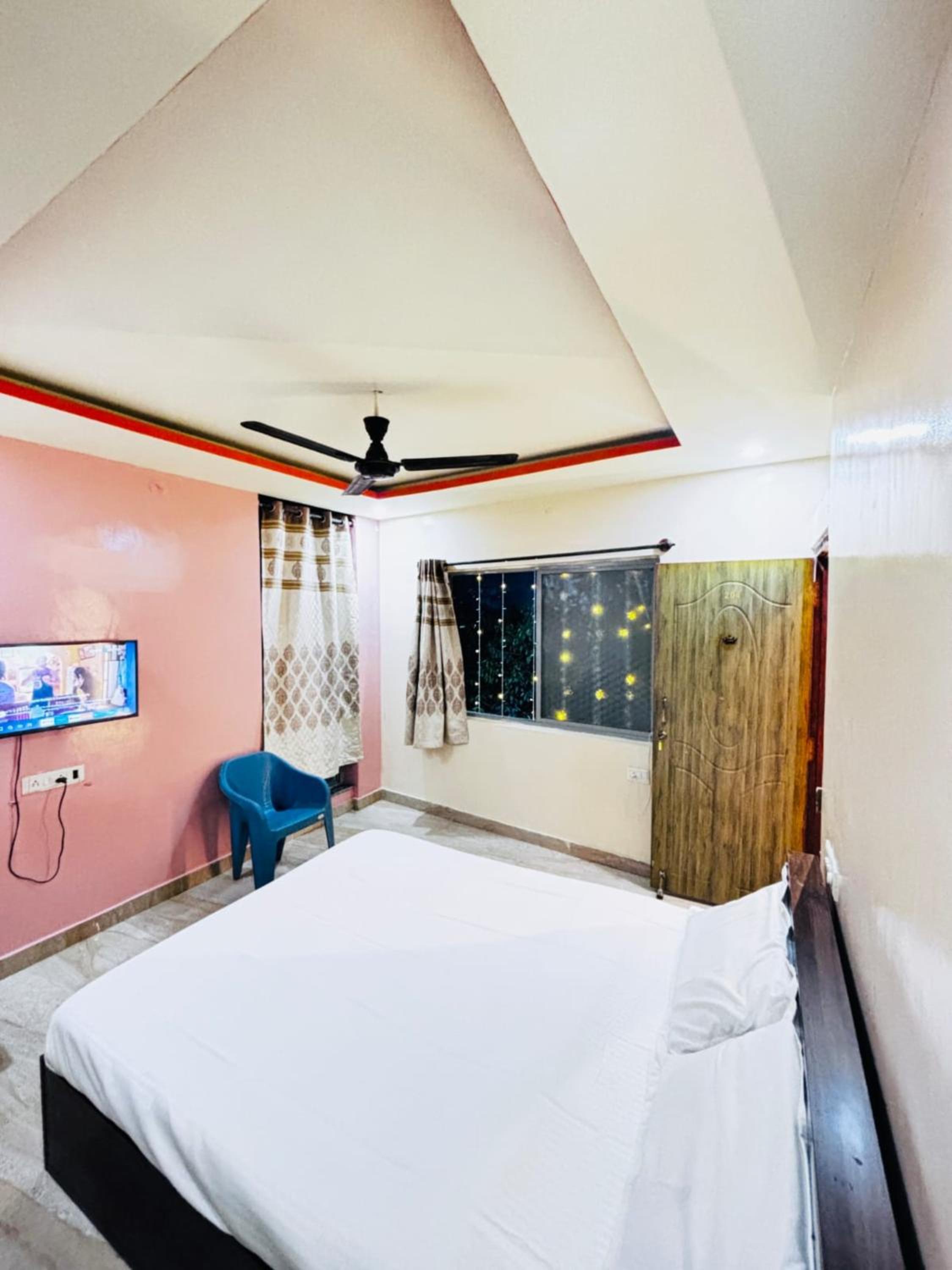 Deluxe Double Room photo 2