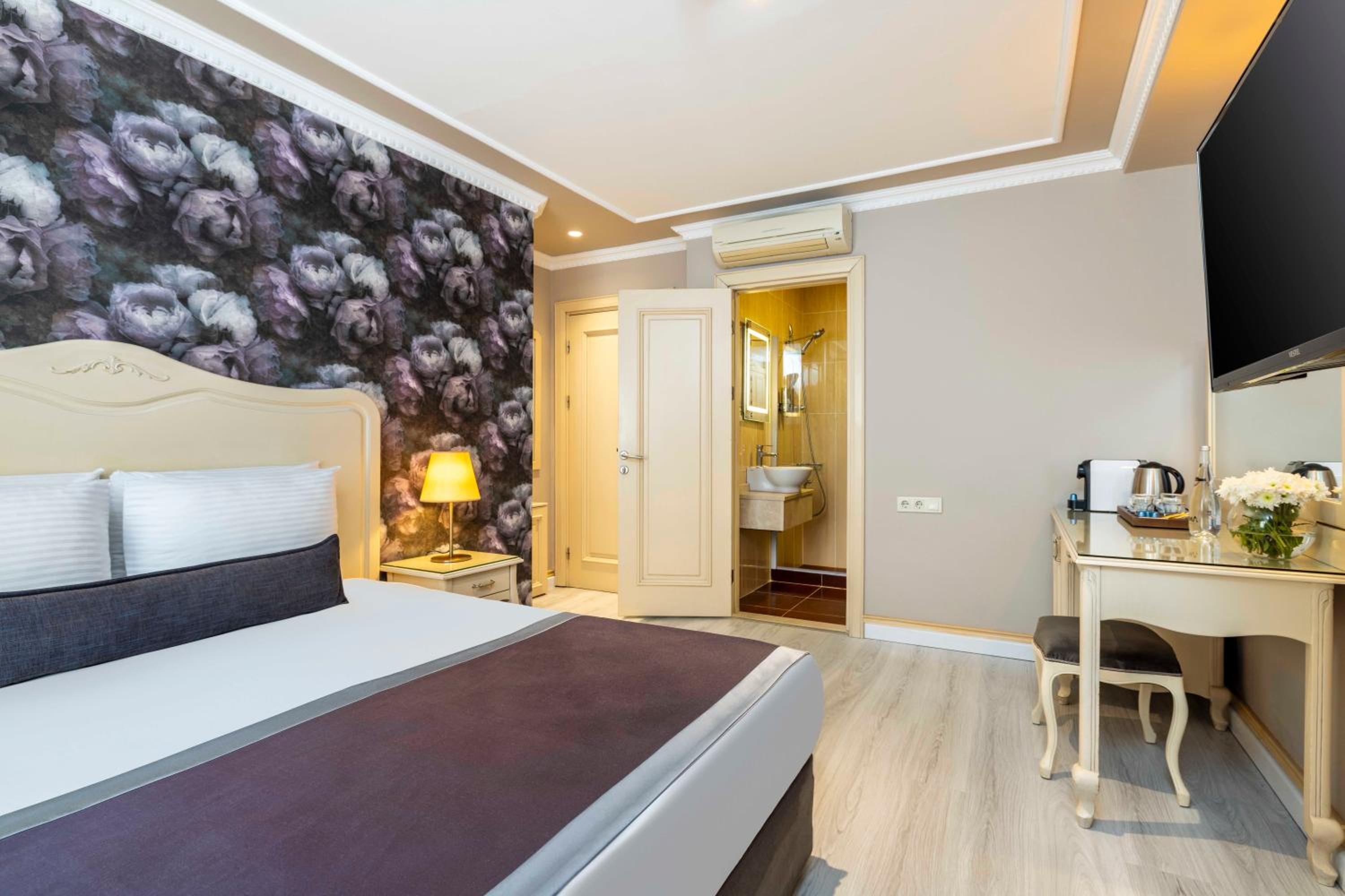 Standard Triple Room photo 2