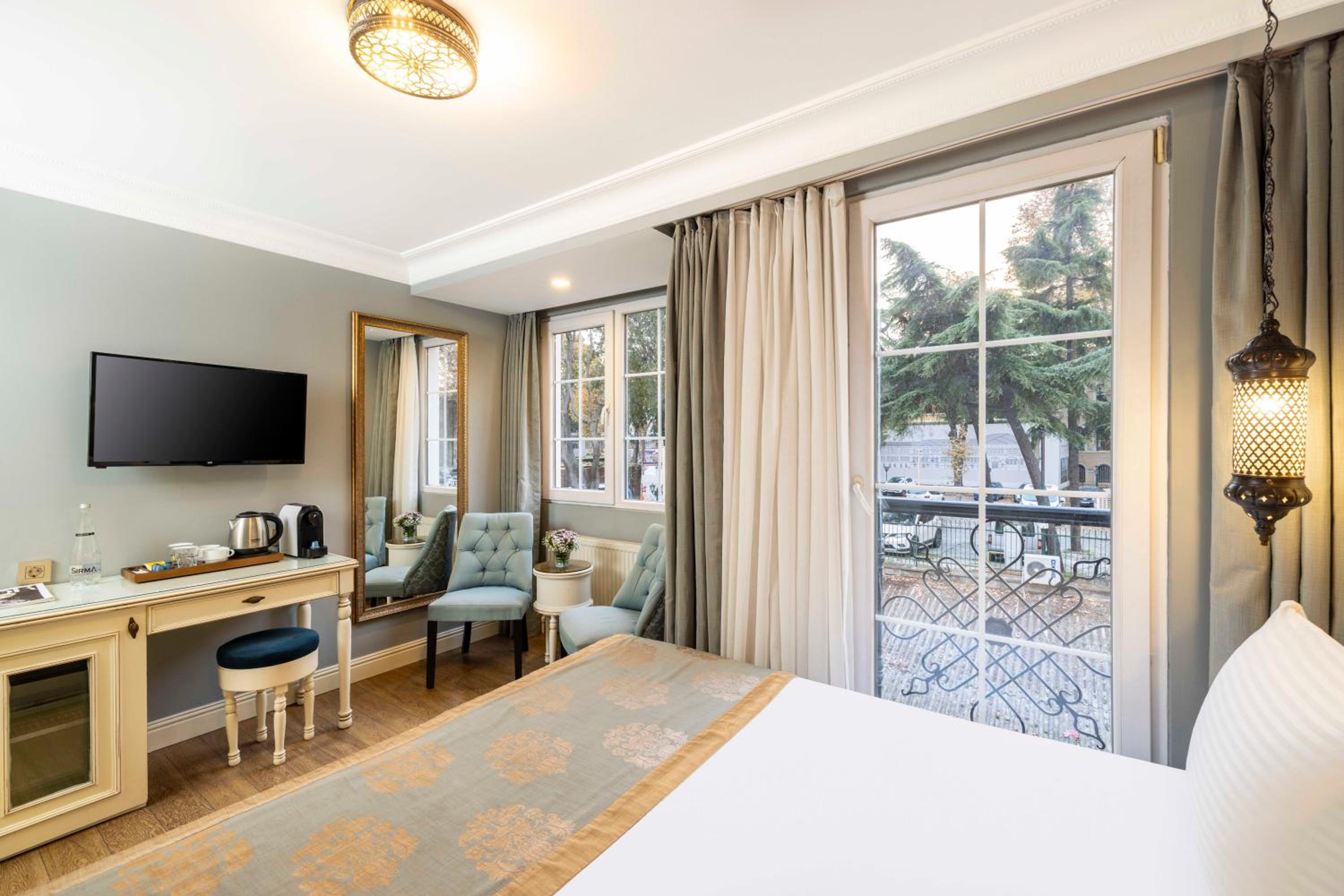 Superior Double or Twin Room photo 1