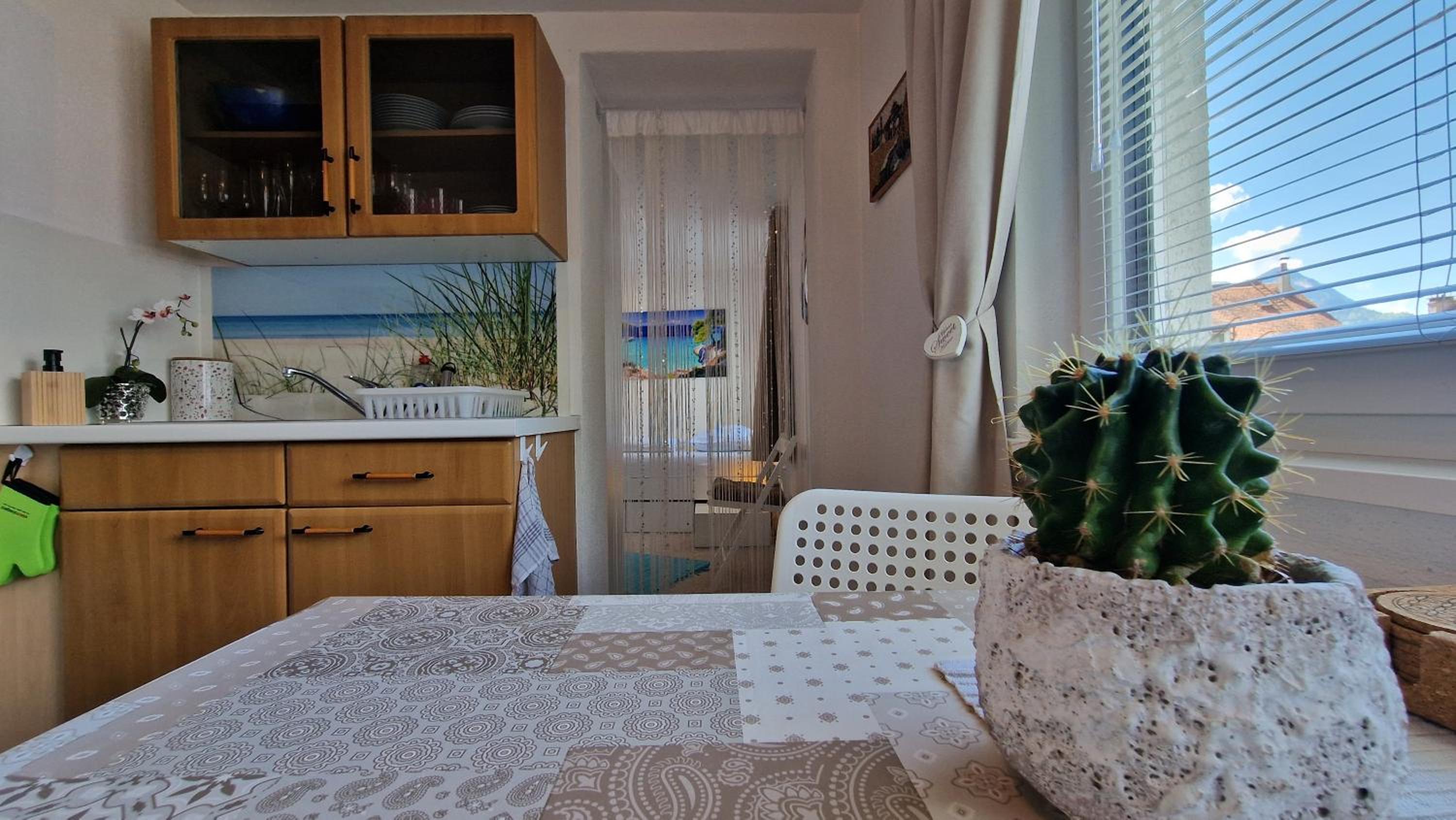 One-Bedroom Apartment photo 2