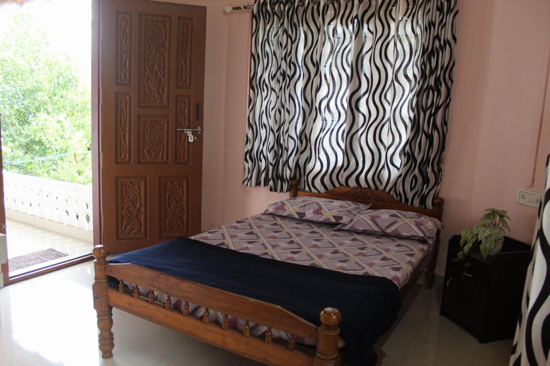 Budget Double Room photo 1
