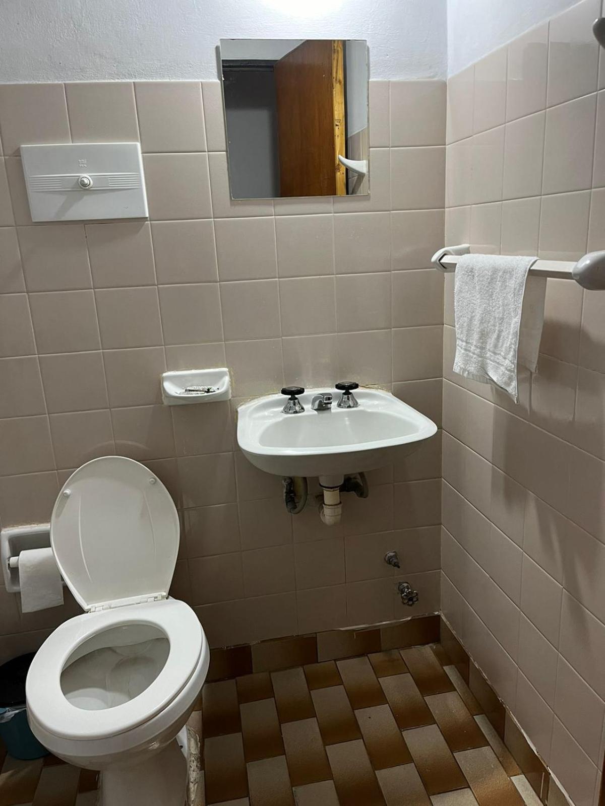 Triple Room with Private Bathroom photo 3
