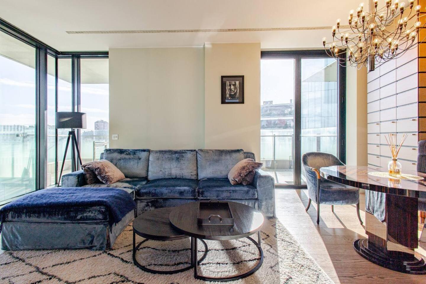 One-Bedroom Apartment With Balcony And City View