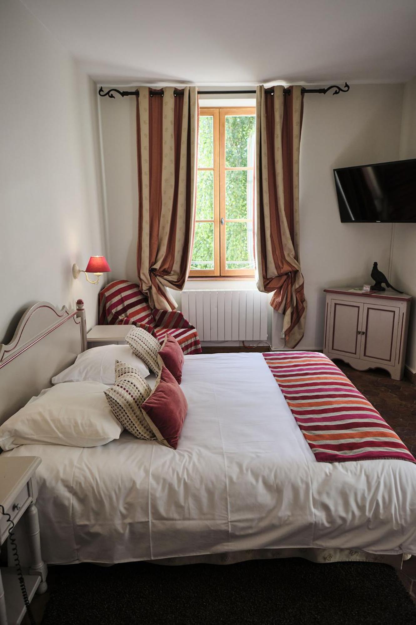 Charm Double Room - Photo 2