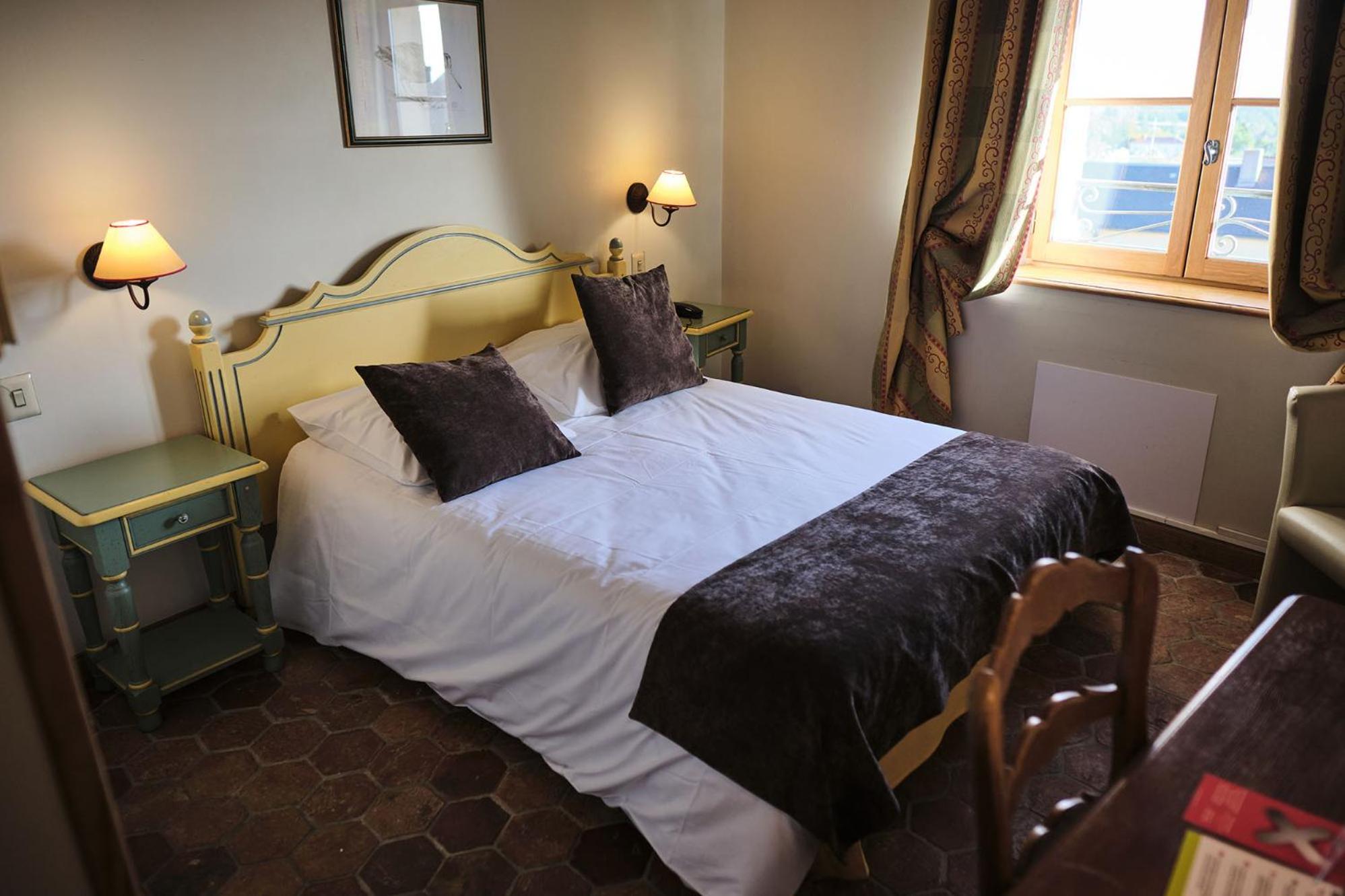 Classic Double Room - Photo 2