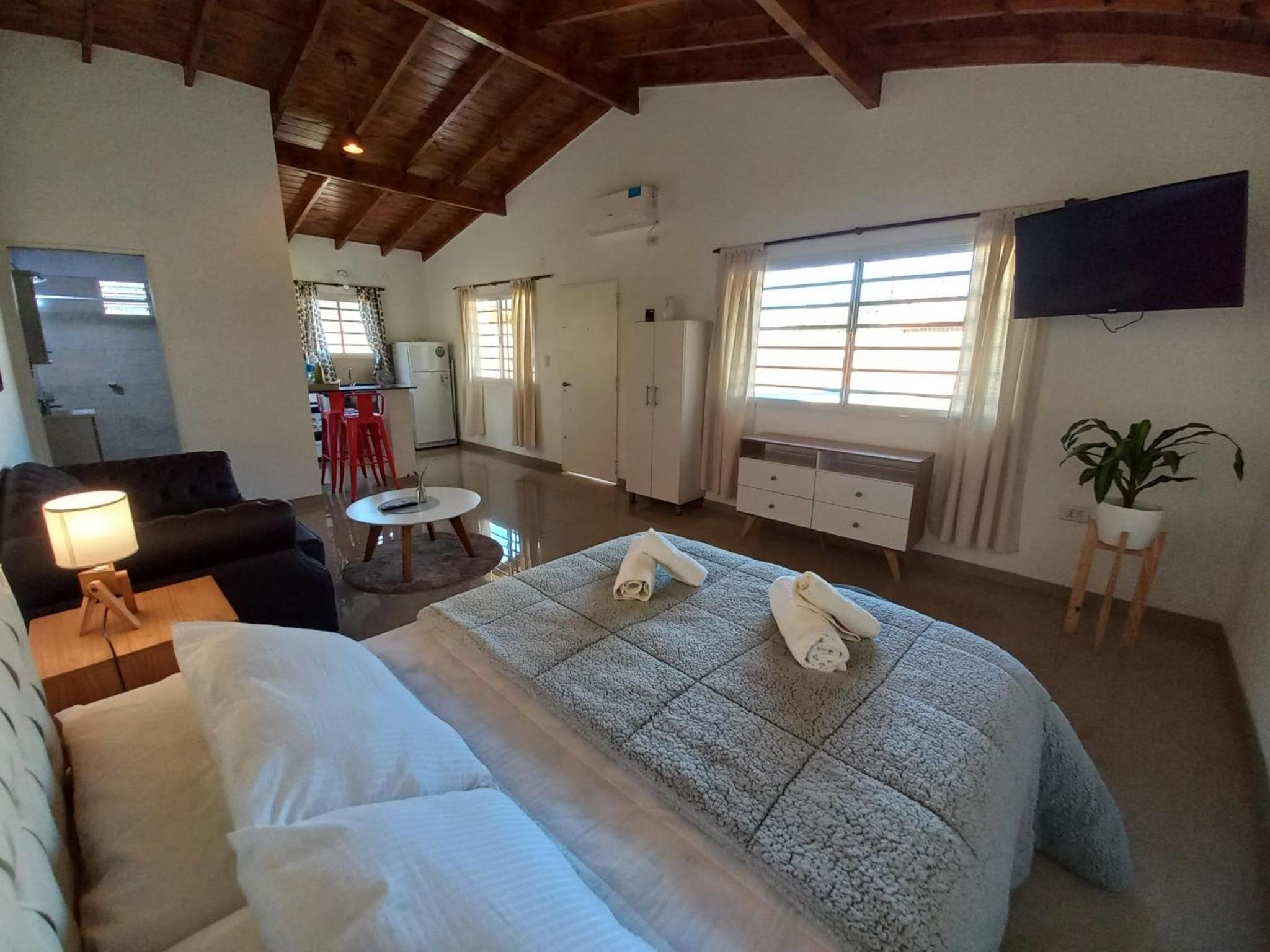 One-Bedroom House photo 2