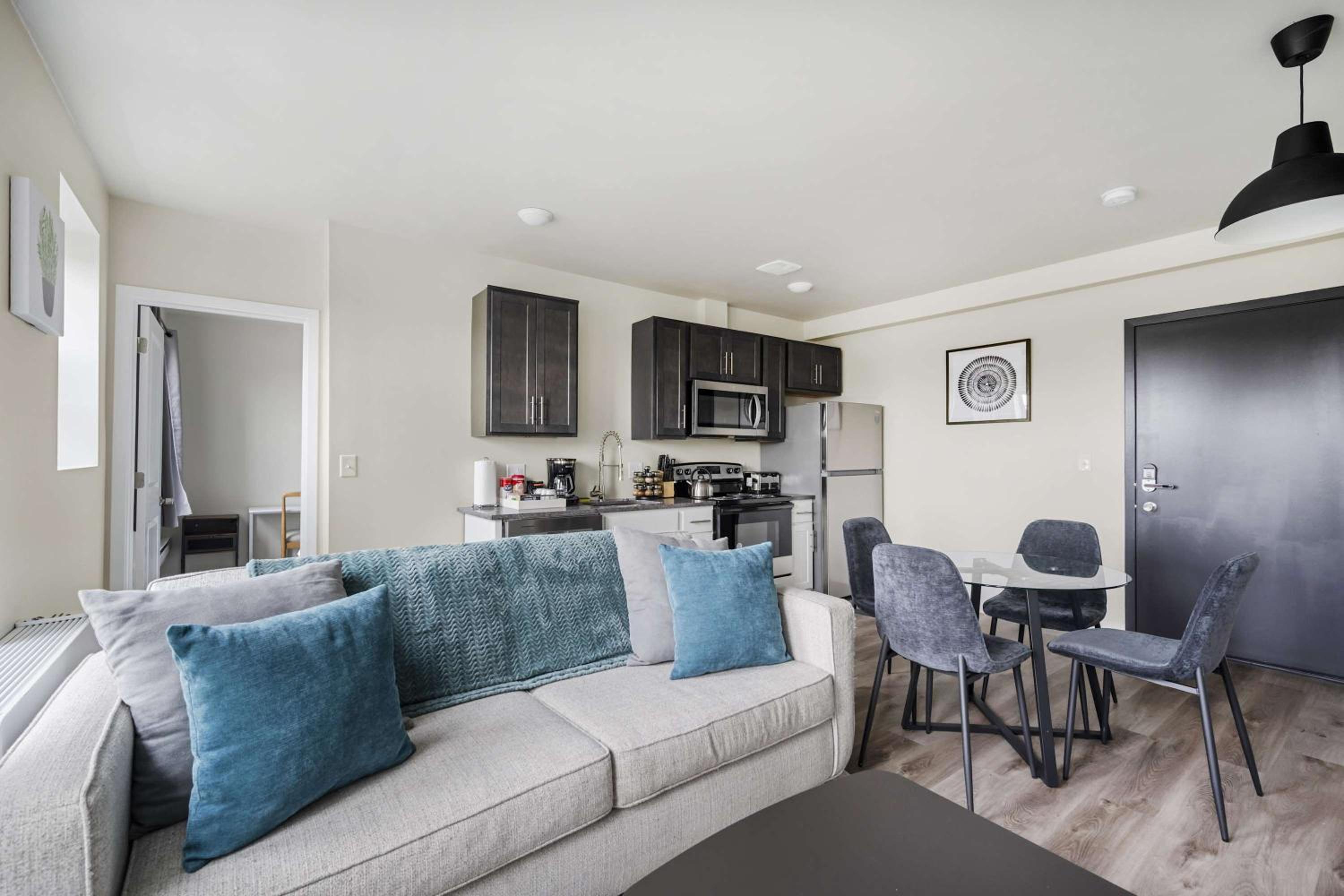 Apartment photo 1