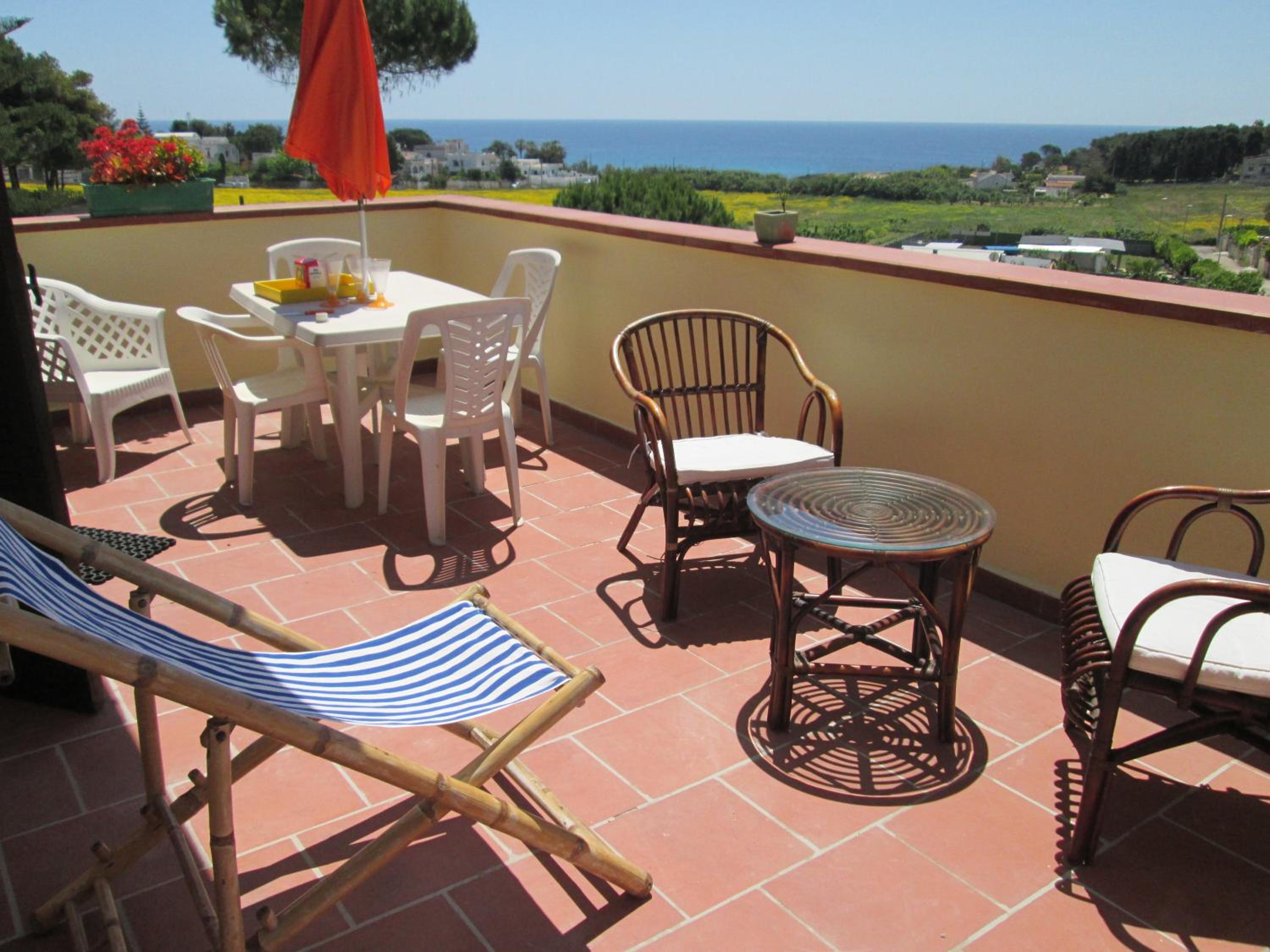 Apartment with Terrace photo 2