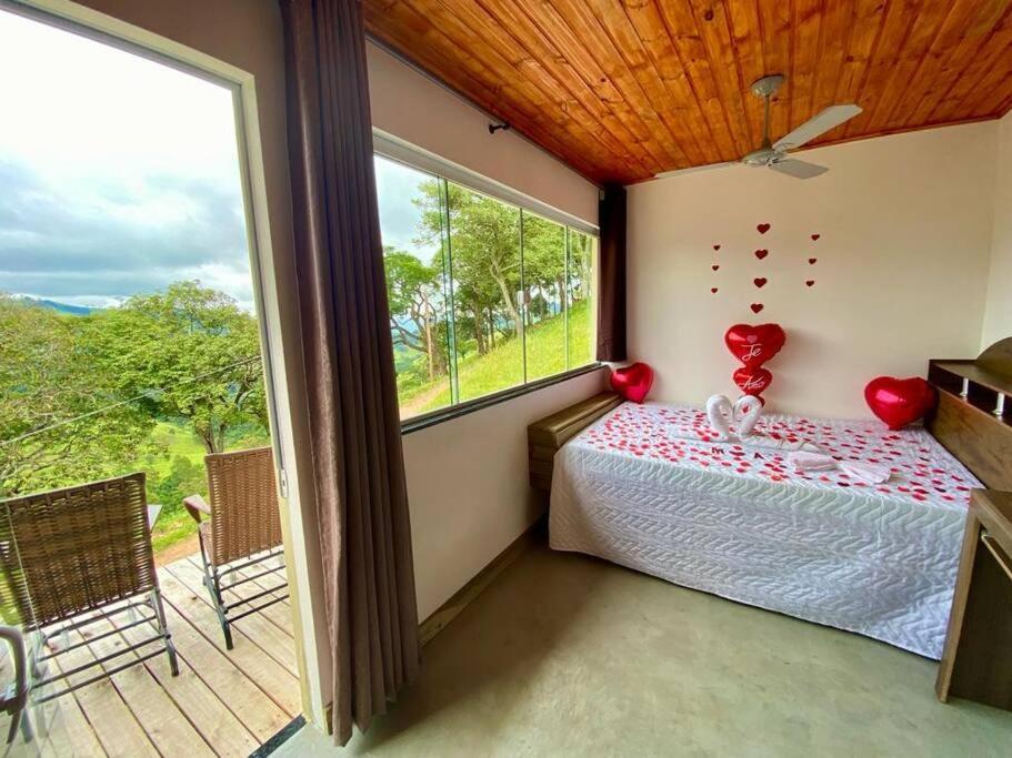 One-Bedroom House photo 1