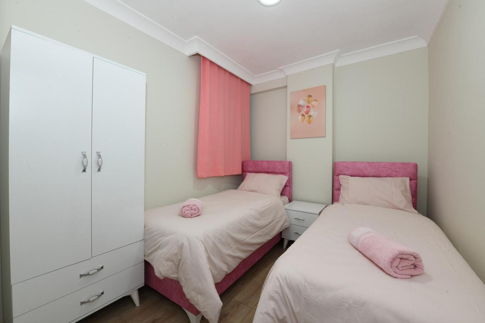 Apartment with City View photo 3