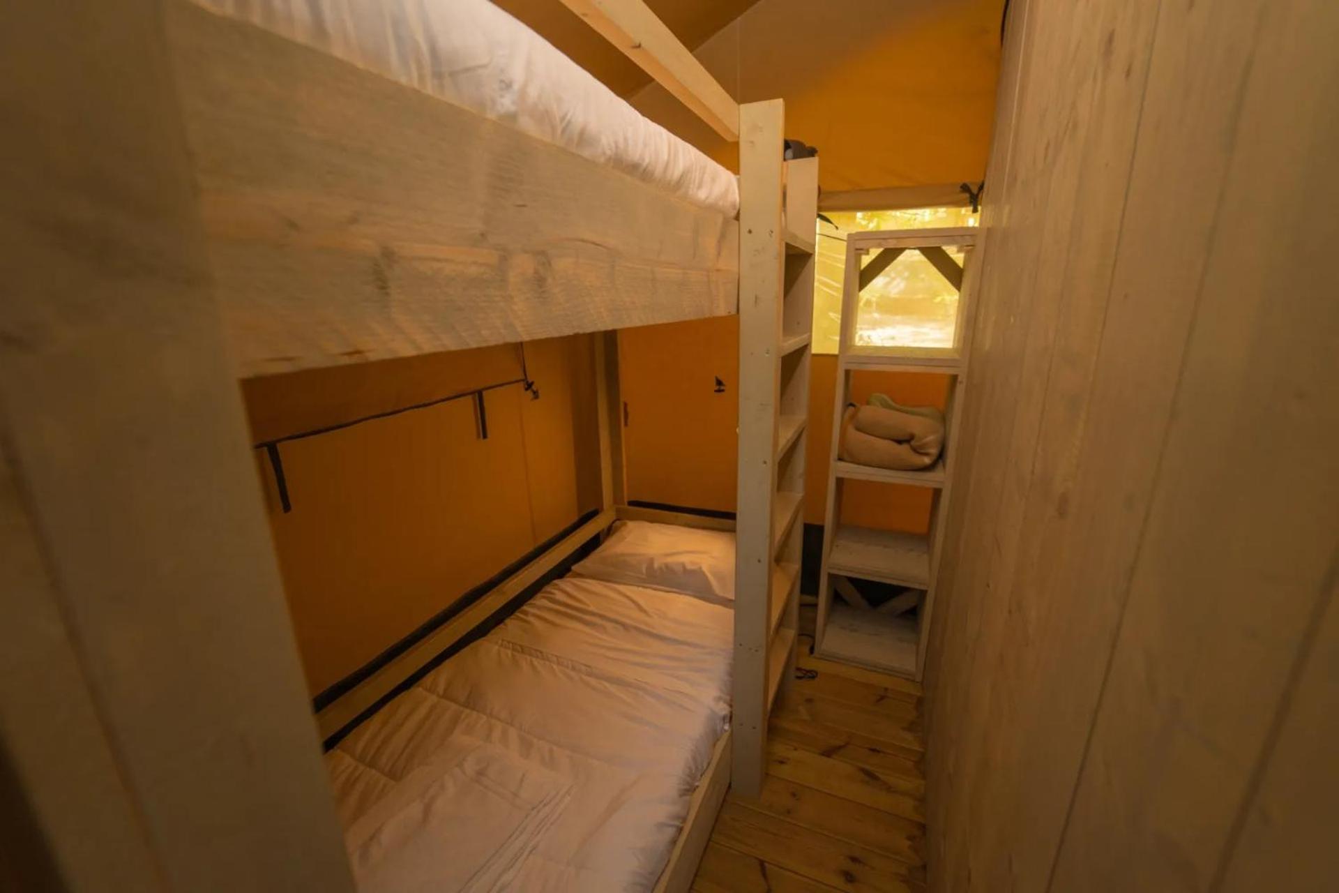 Safari Tent (4 People)
