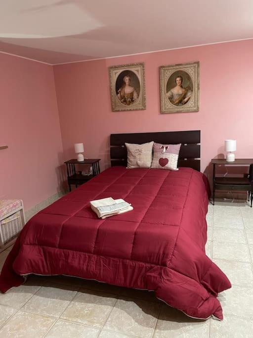 Two-Bedroom House photo 3