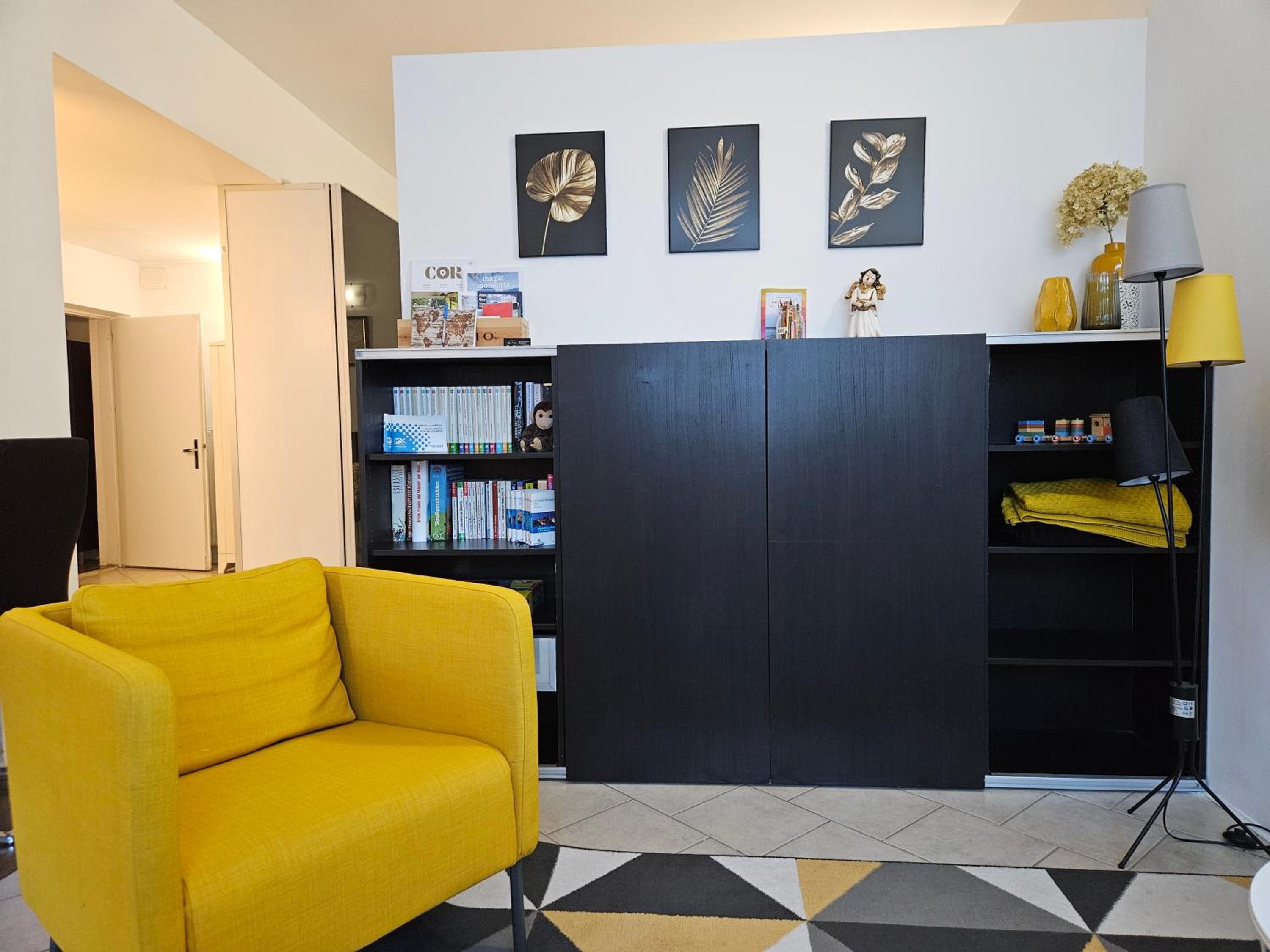 One-Bedroom Apartment photo 3