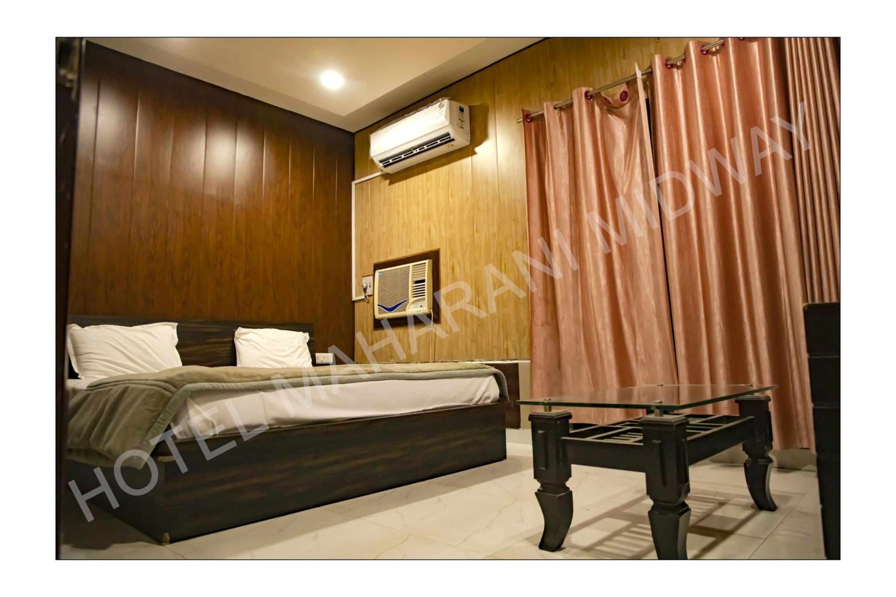 Deluxe Room (2 Adults + 1 Child) photo 3