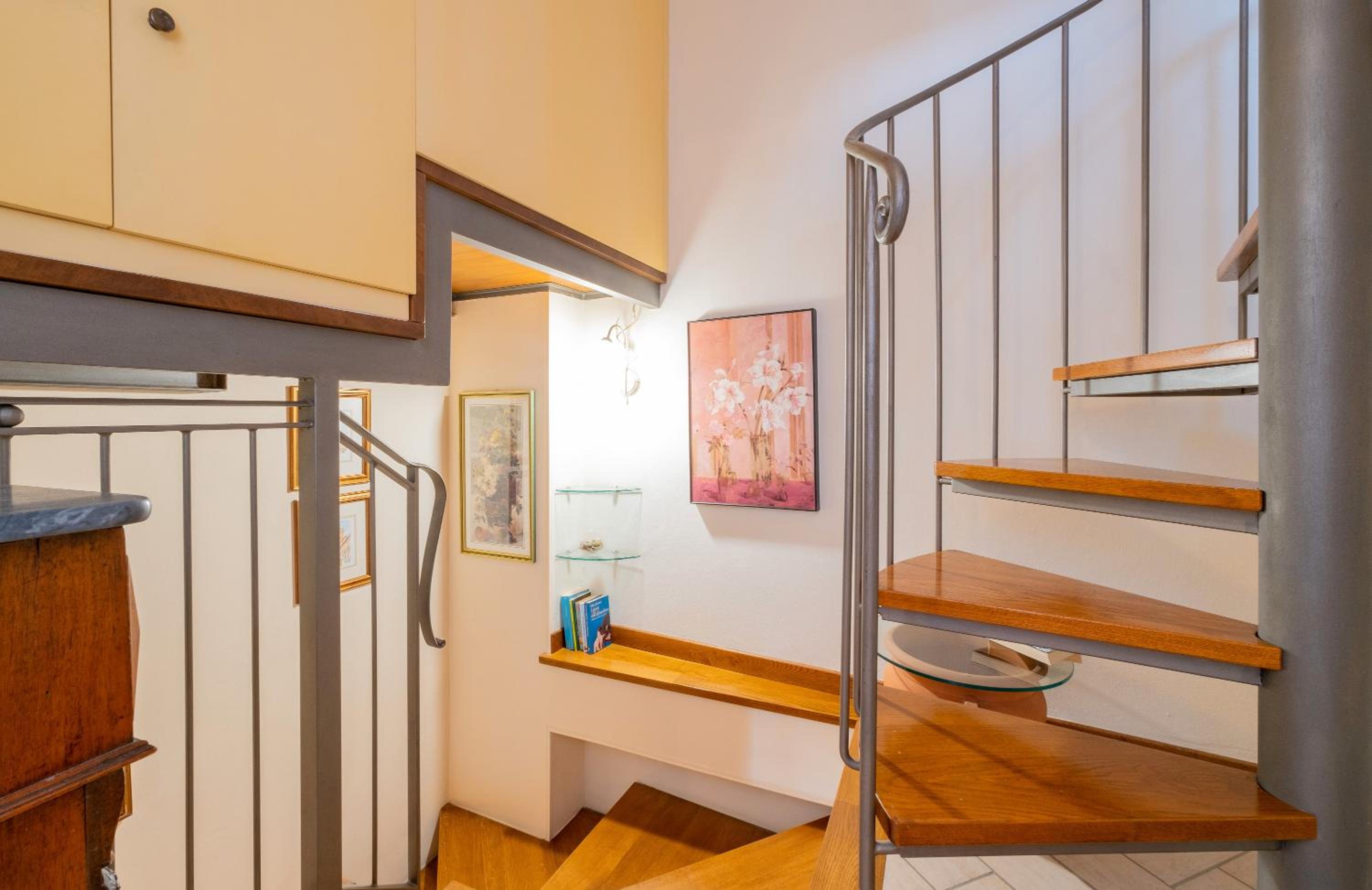 Two-Bedroom House - Photo 12