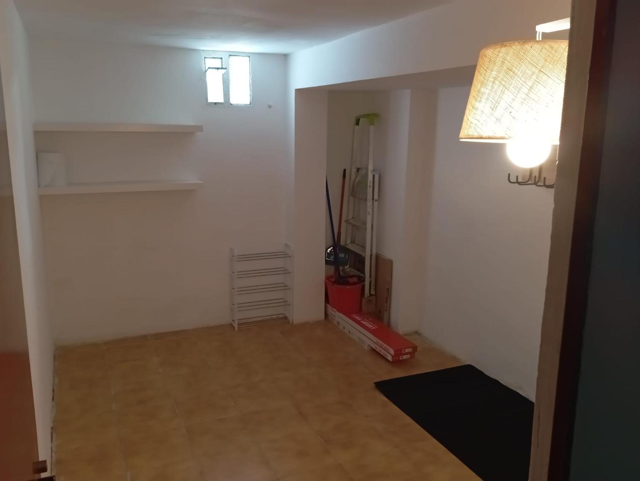 Two-Bedroom Apartment With Mountain View photo 3