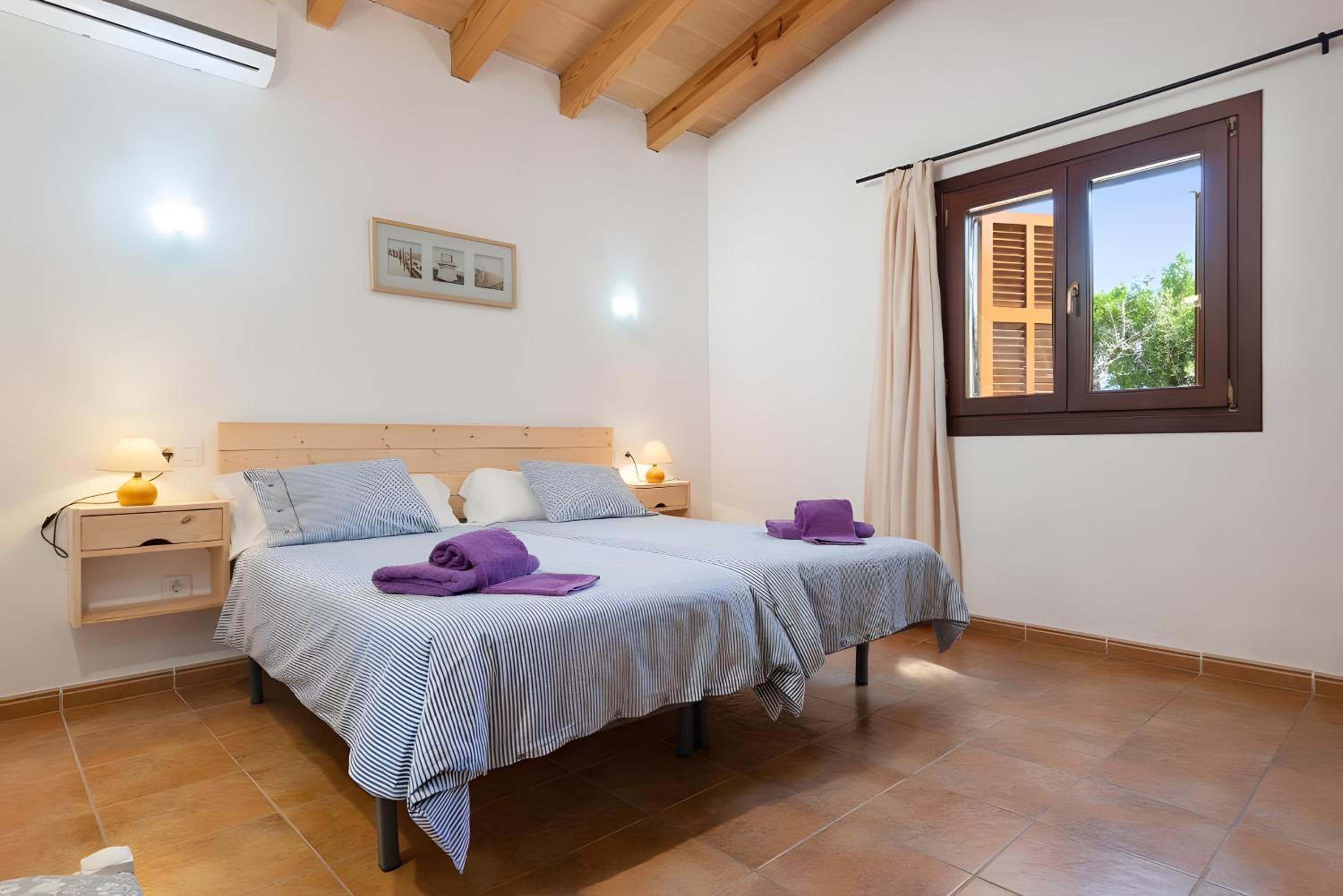 Villa photo 2