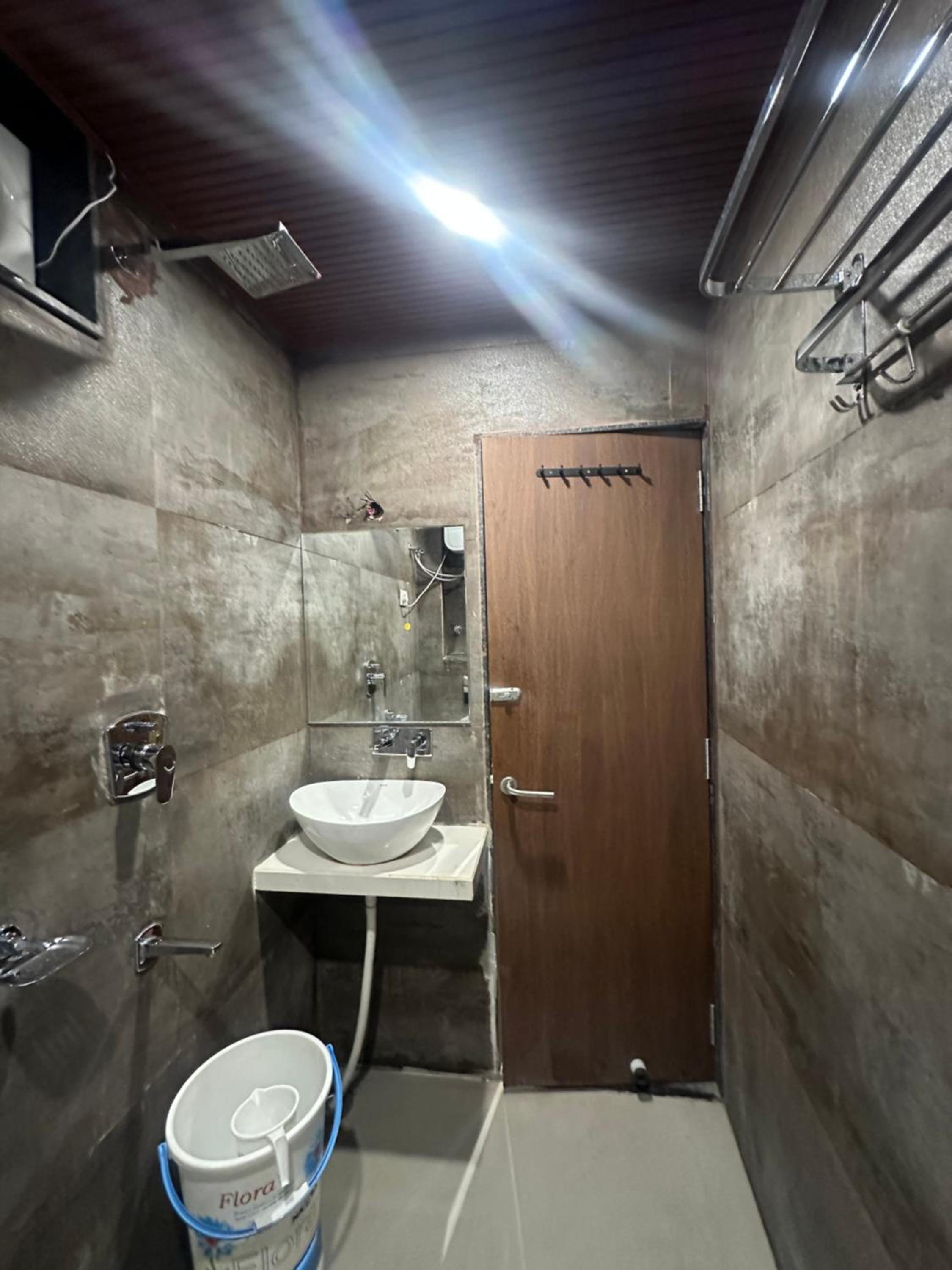 Quadruple Room with Balcony photo 3