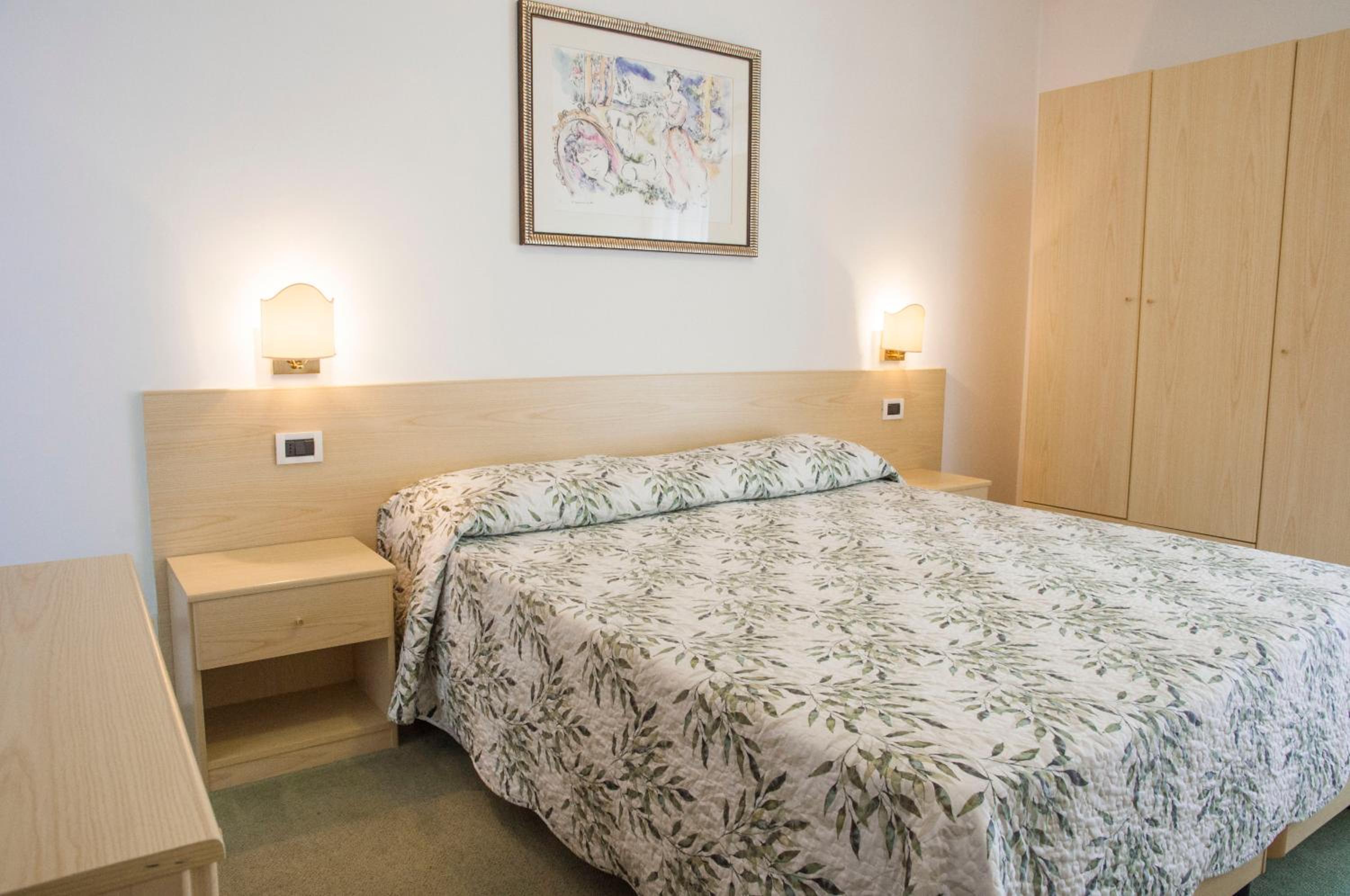 Double or Twin Room photo 1