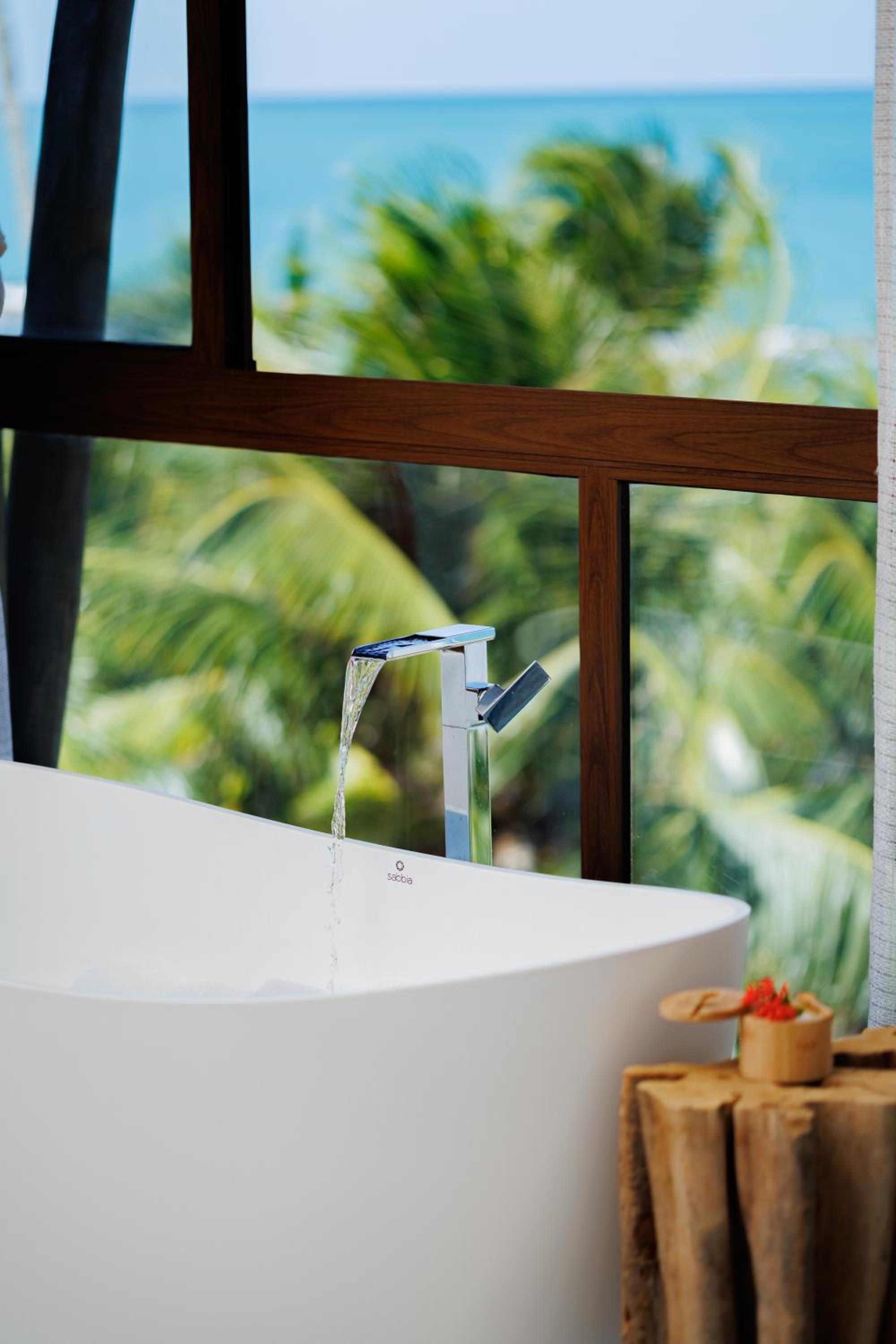 Superior Suite with Sea View photo 3