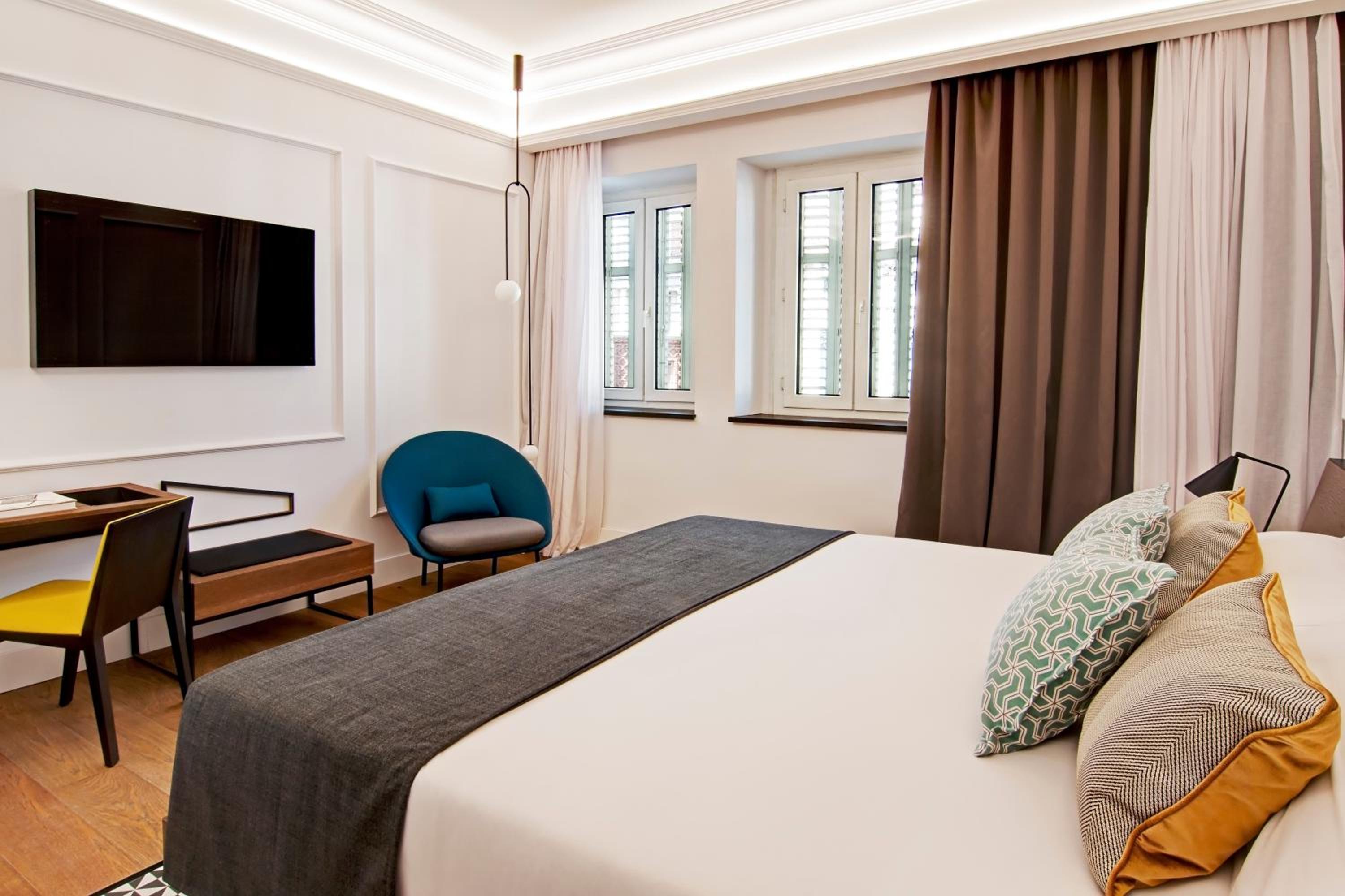 Executive Double or Twin Room - Photo 8