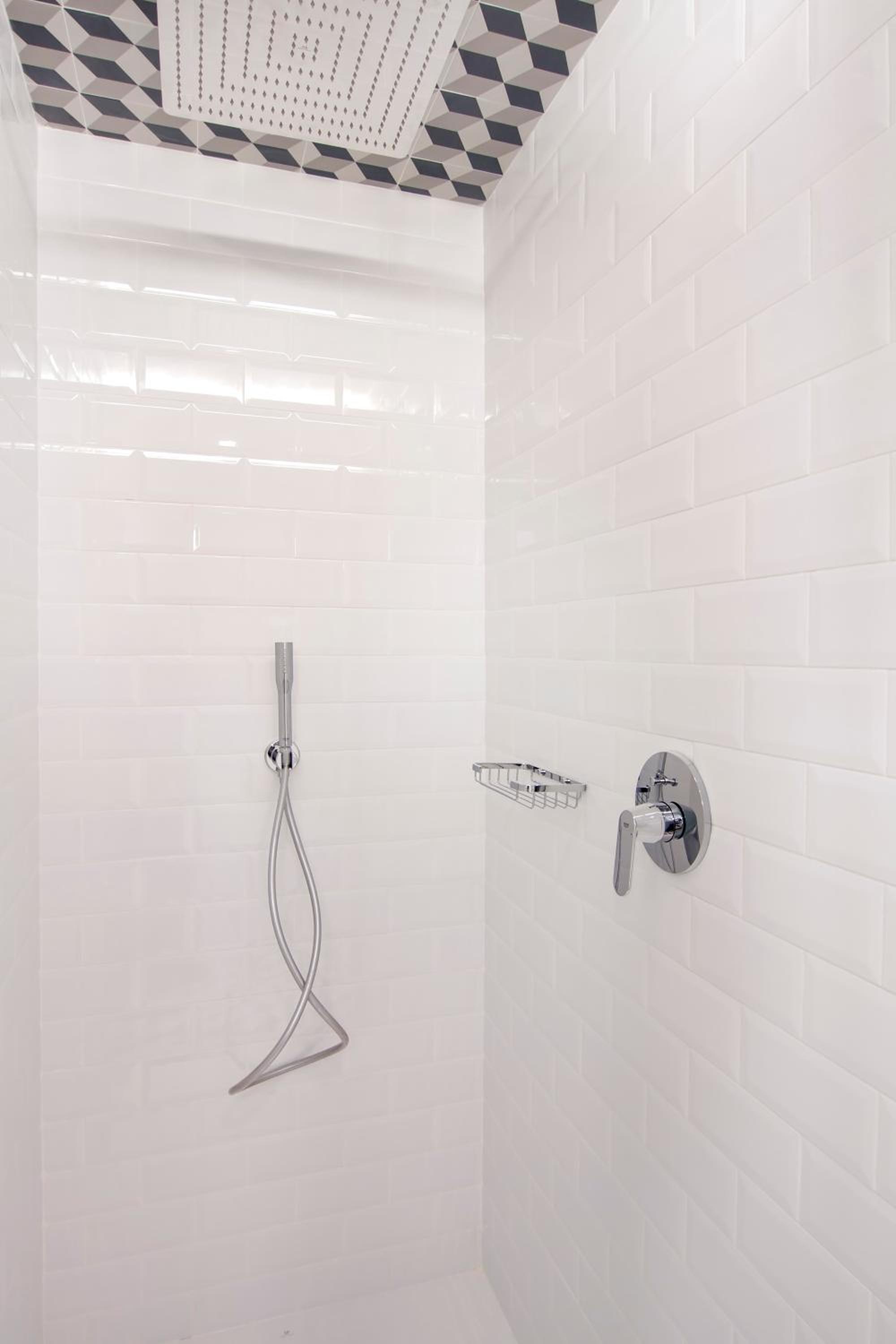 Executive Double or Twin Room - Photo 10