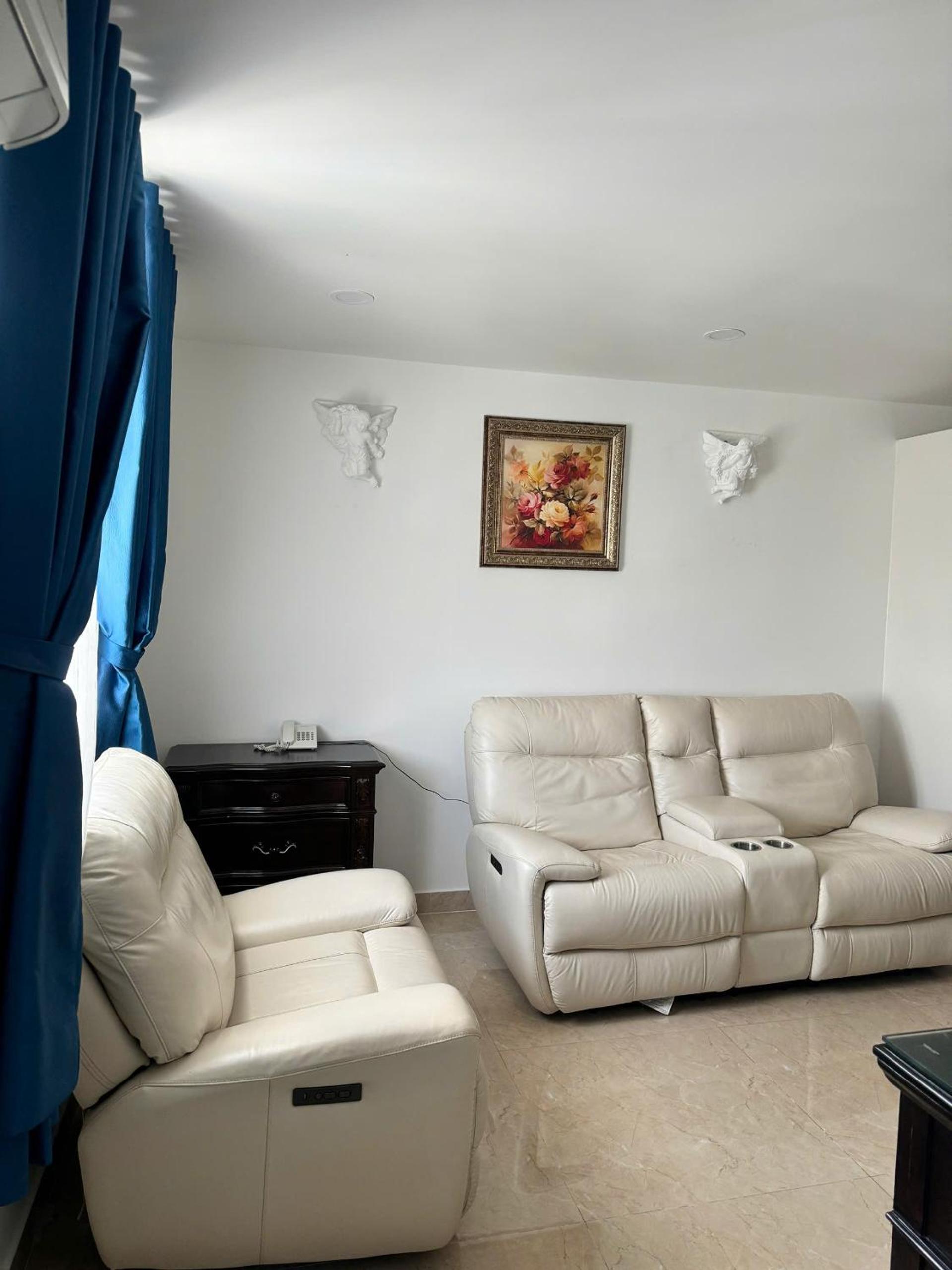 King Suite - Photo 8