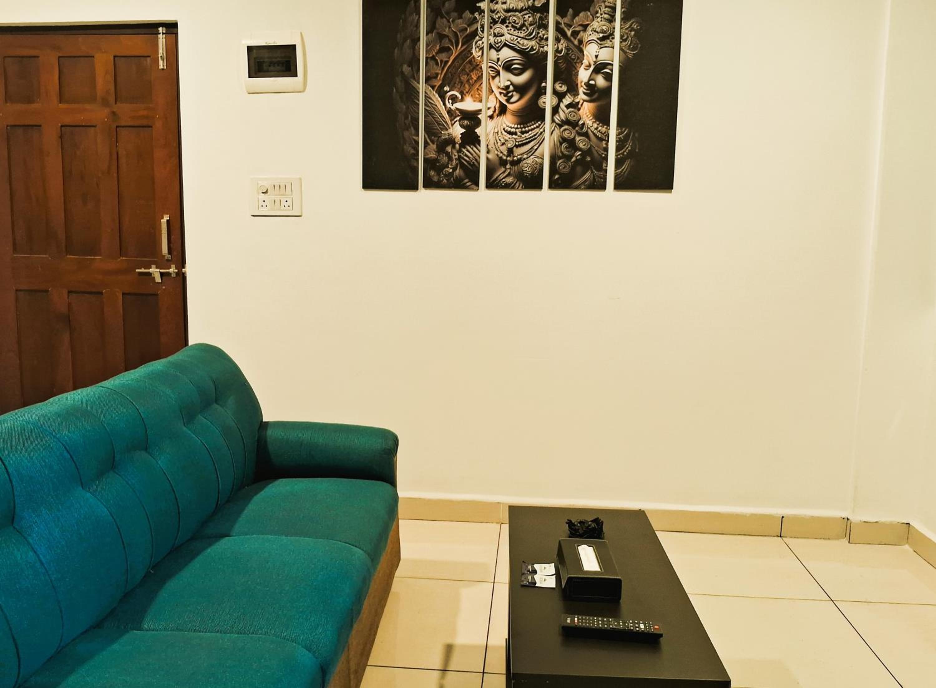 One-Bedroom Apartment With Garden View photo 1