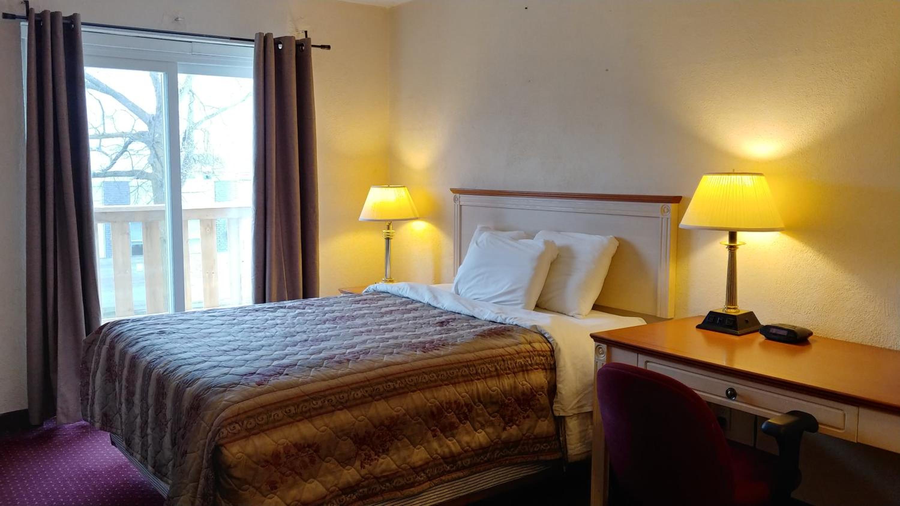 One-Bedroom Family Apartment