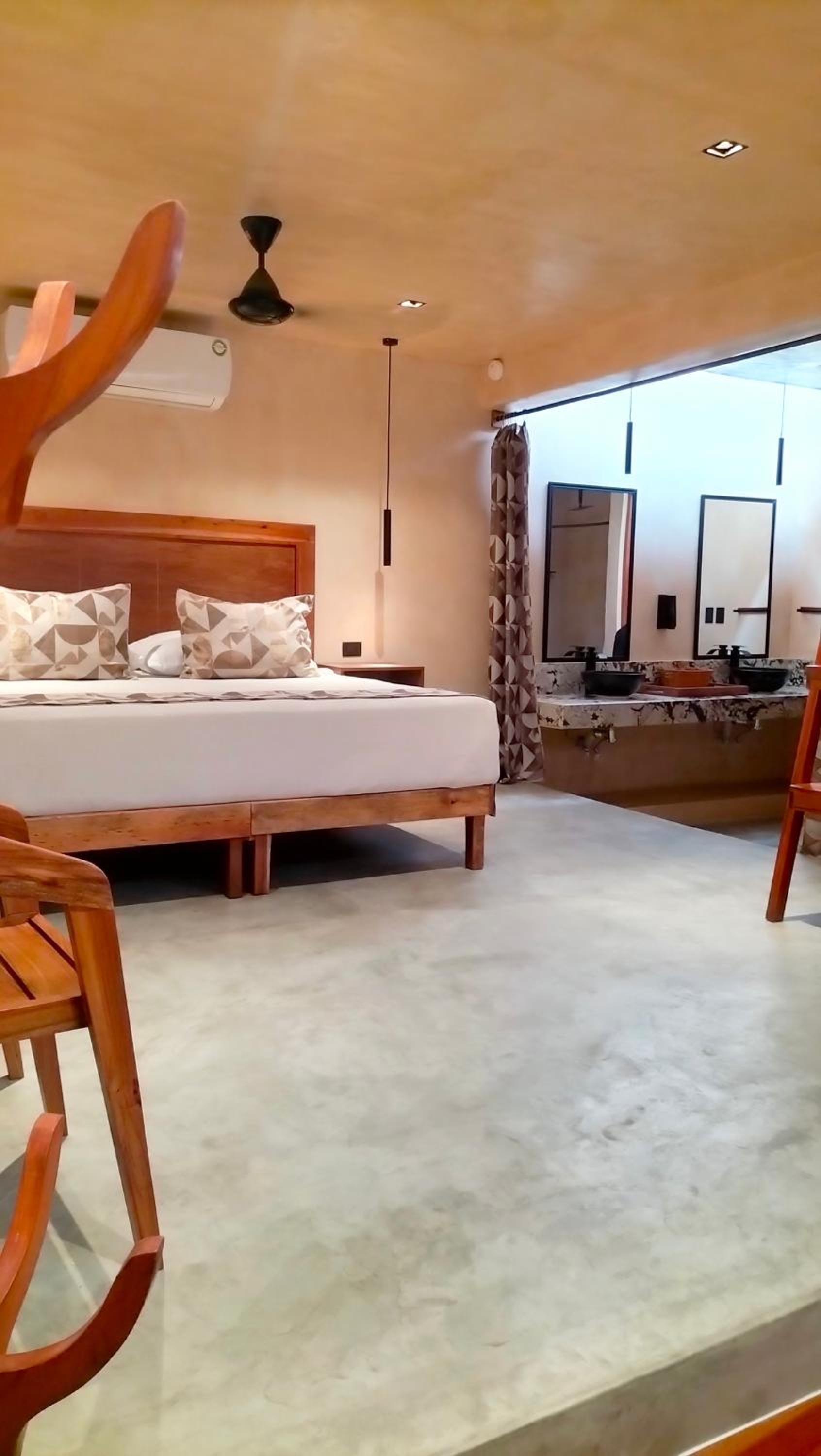 Suite photo 1