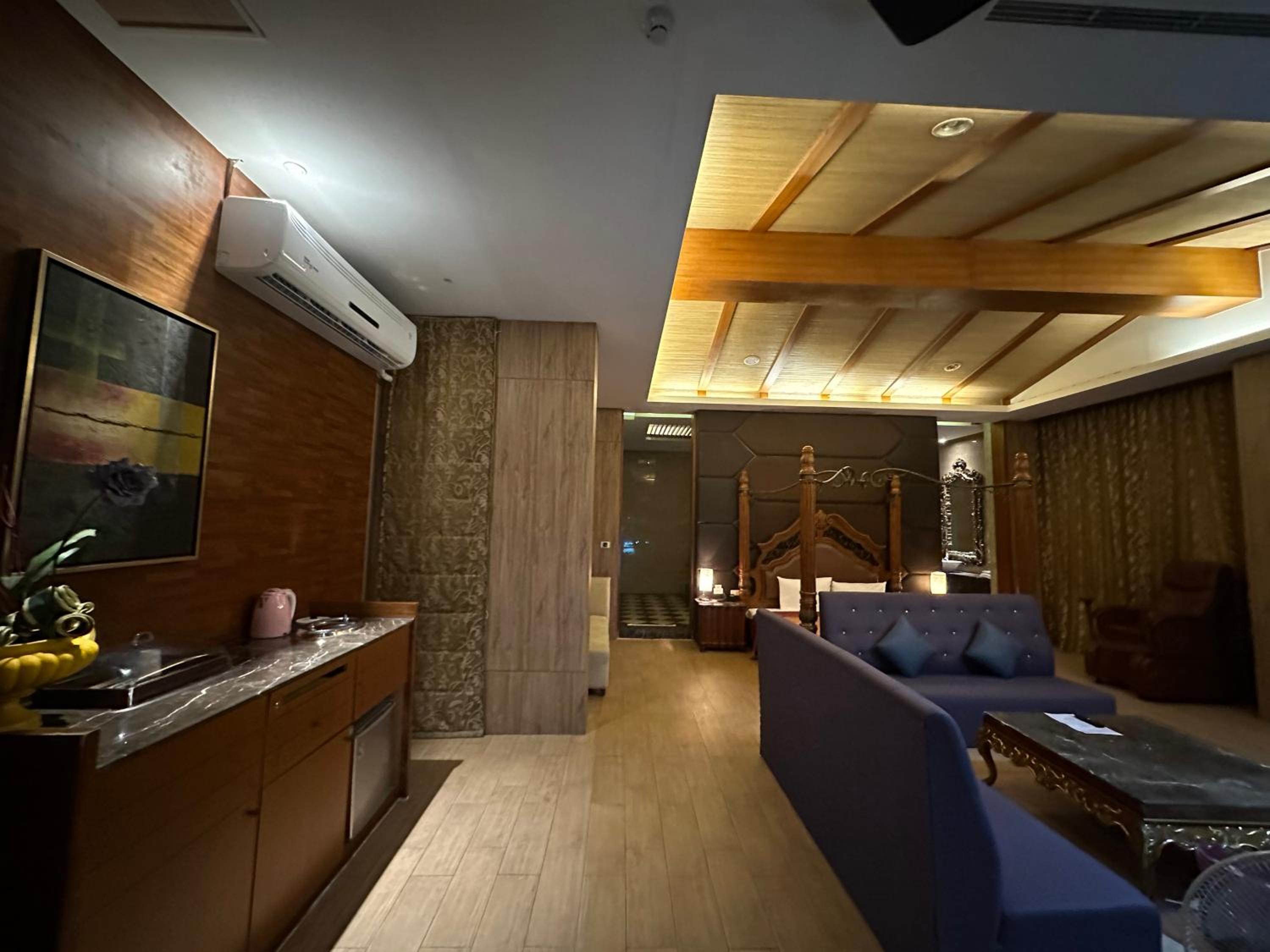Superior Quadruple Room With Ktv