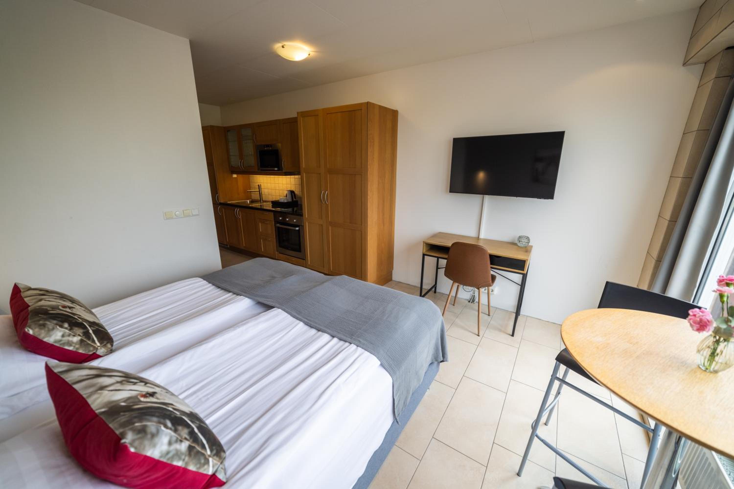 Deluxe Double Room photo 3