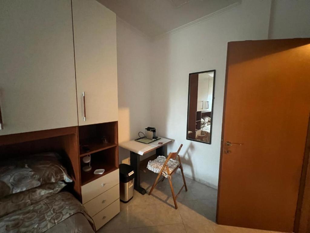 Large Double Room photo 1