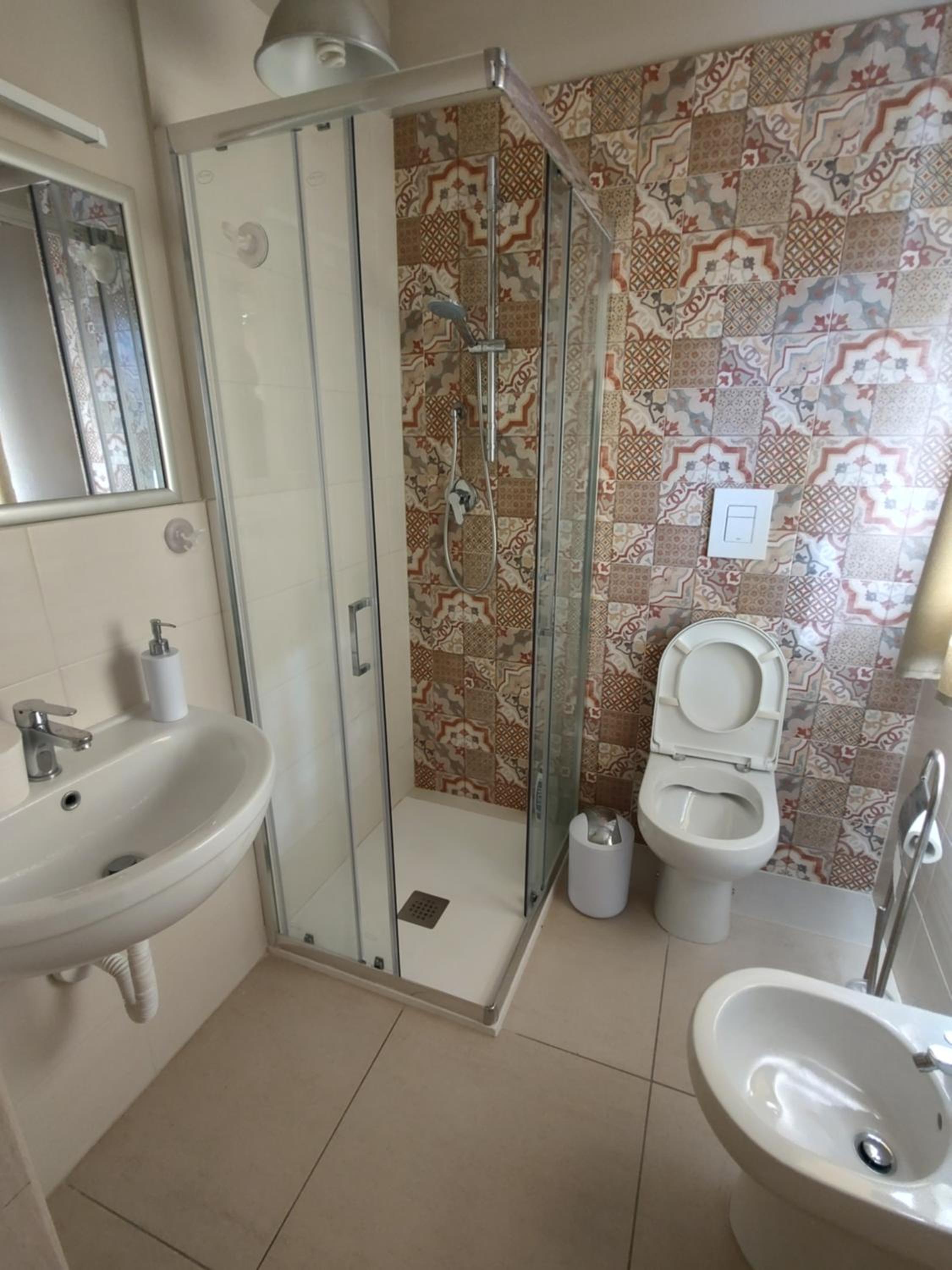 Large Double Room photo 2