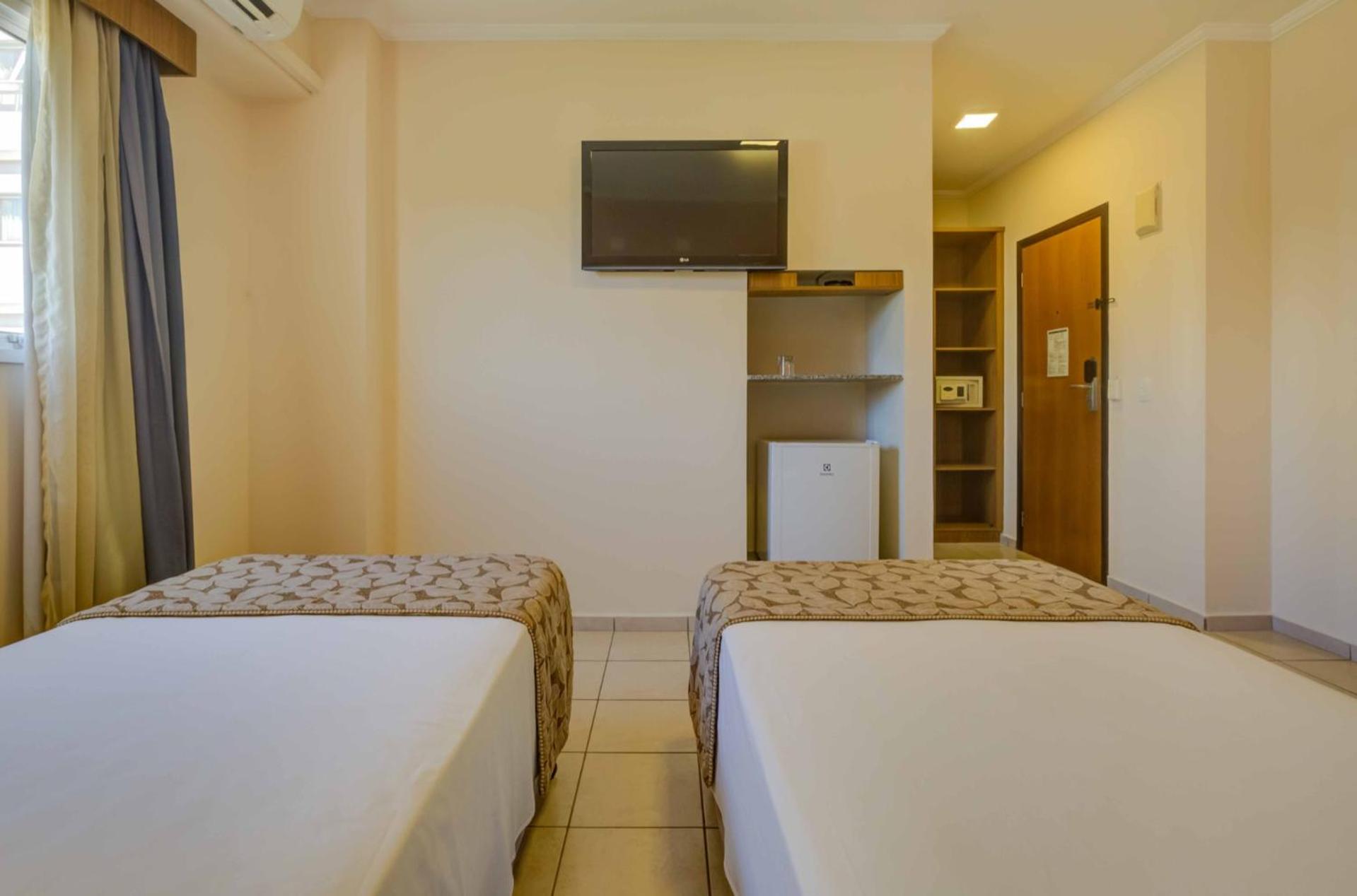 Superior Twin Room - Photo 1