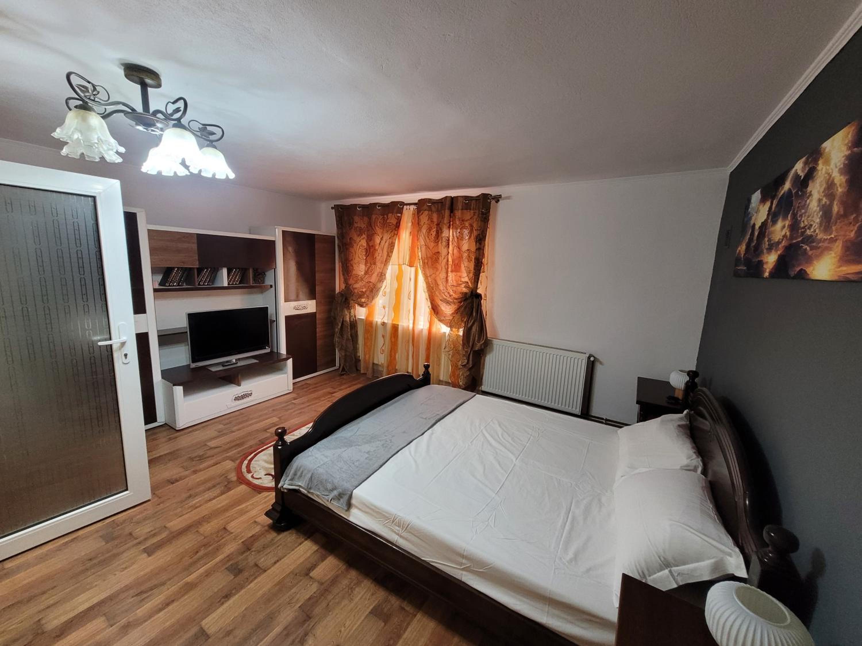 Two-Bedroom Deluxe Apartment photo 3