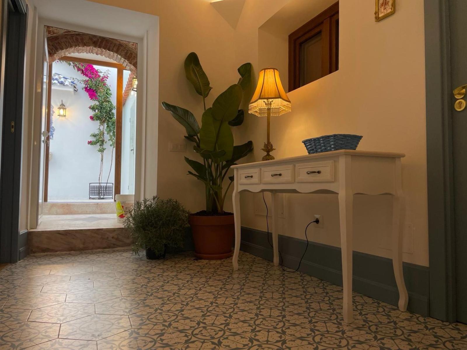 Double Room with Private Bathroom photo 3