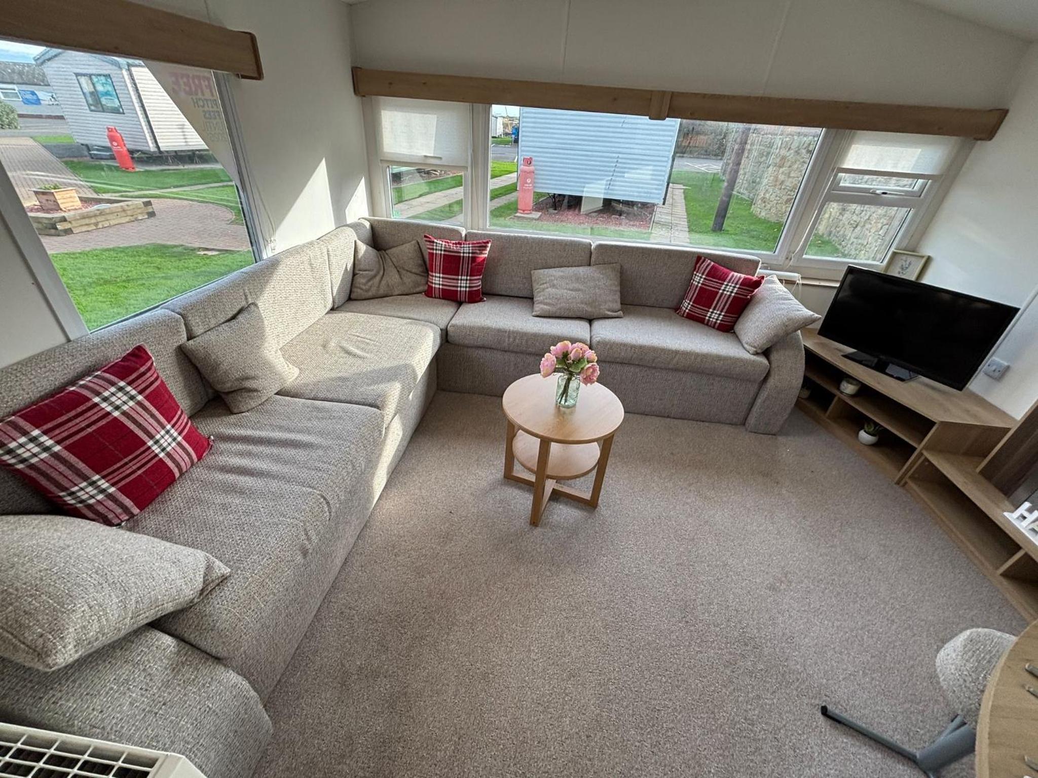 Caravan photo 2