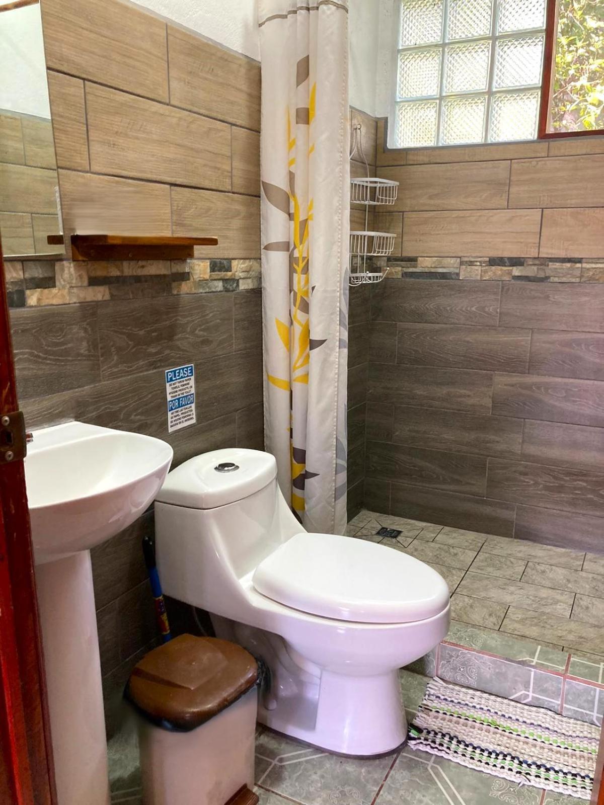 Three-Bedroom House - Photo 8