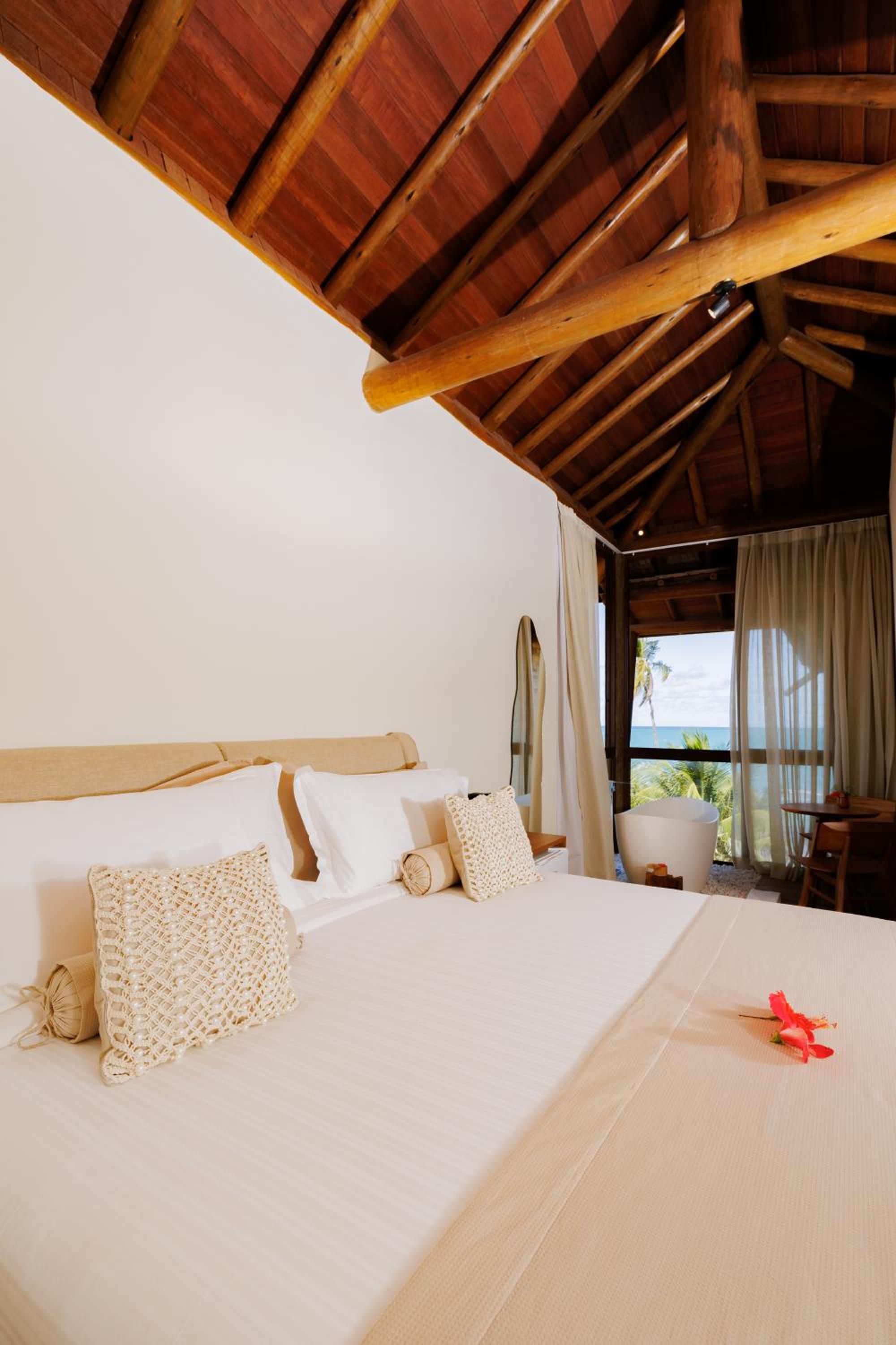 Deluxe Suite with Sea View photo 3