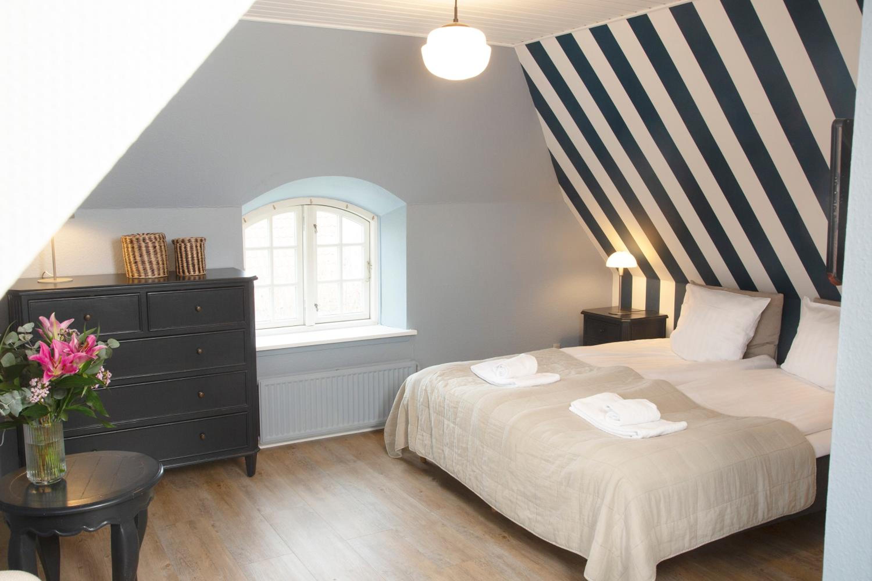 Deluxe Double Room with Bath