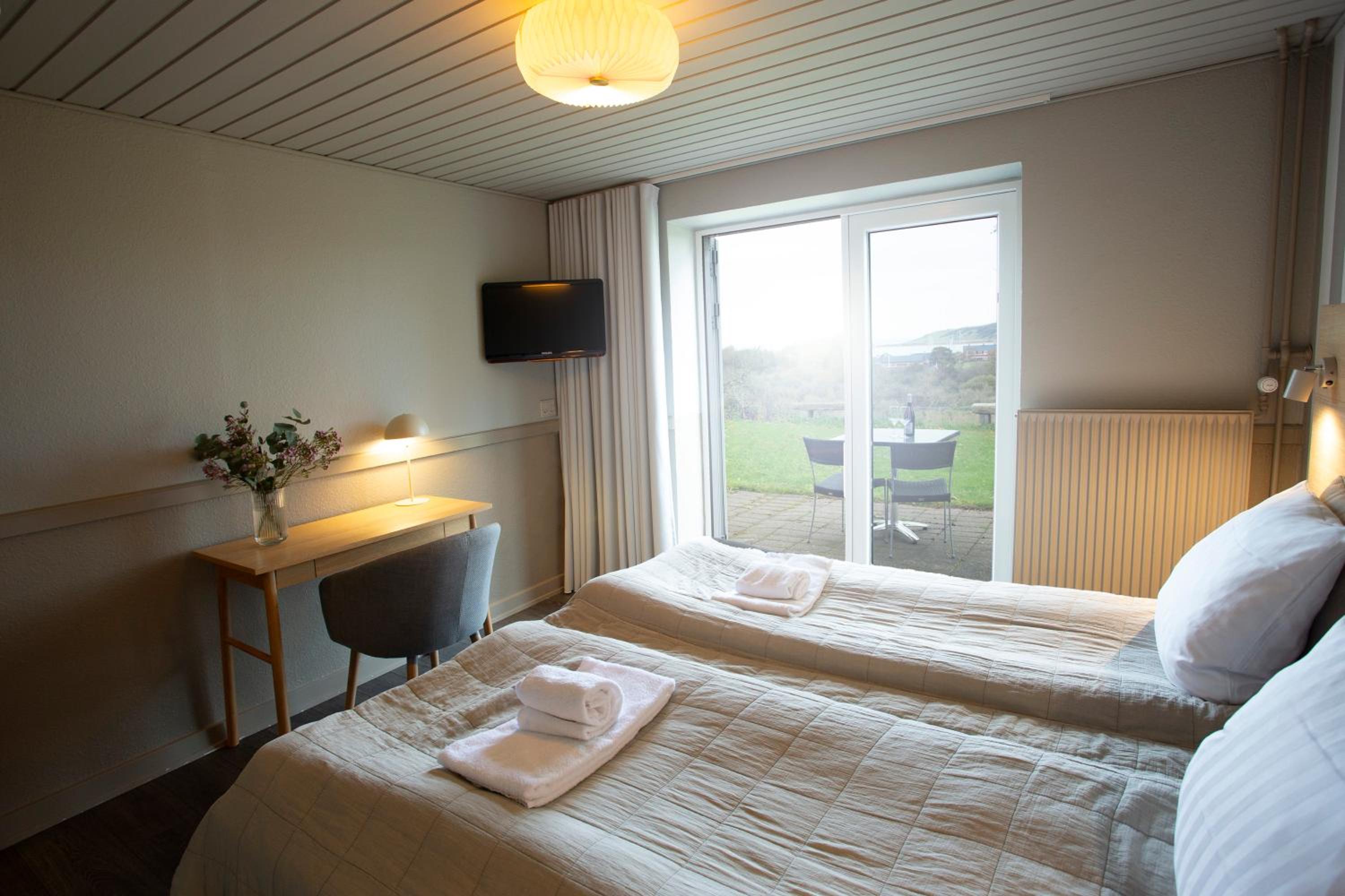 Family Room with Sea View - Photo 1
