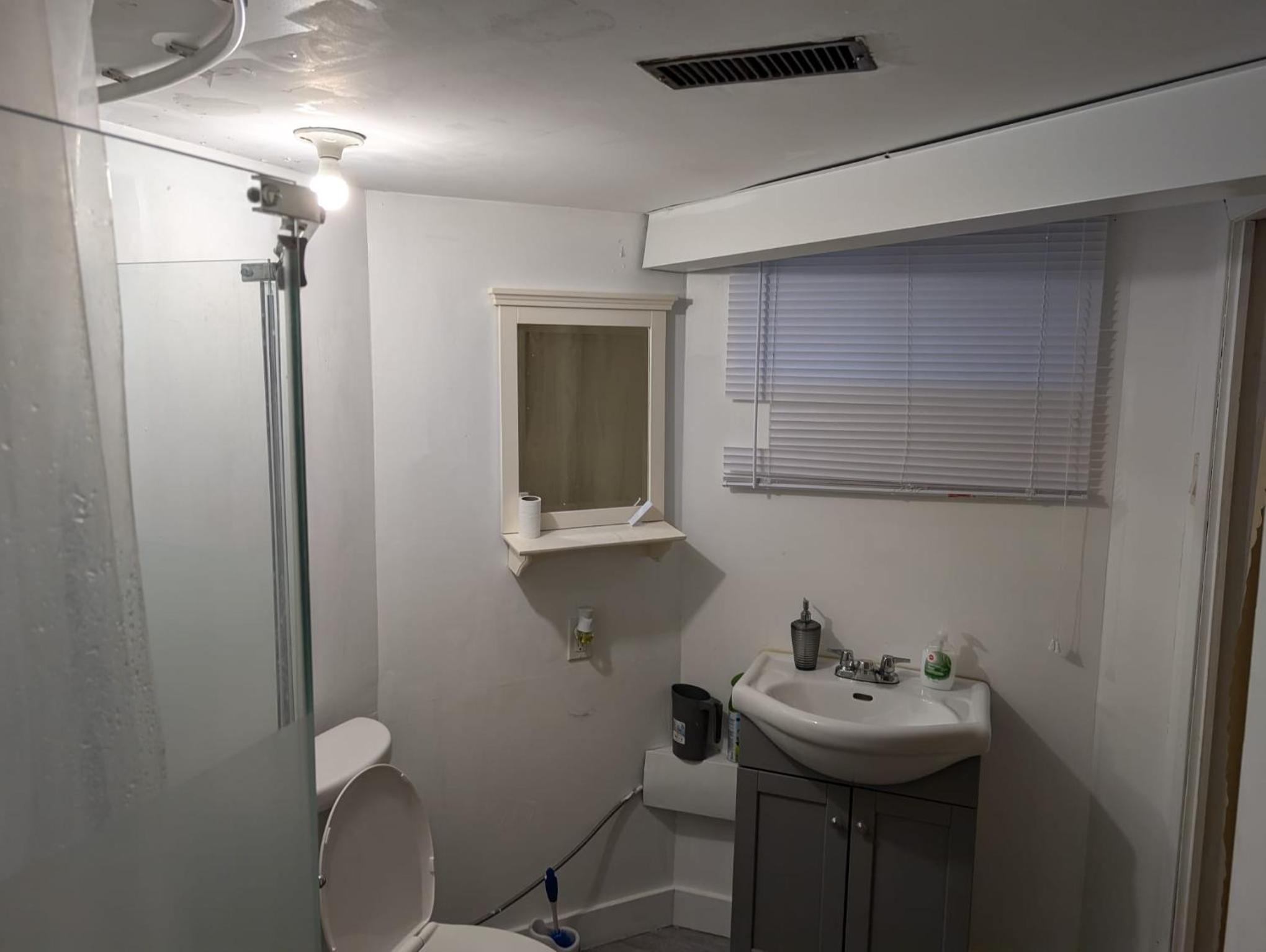 Queen Room photo 1