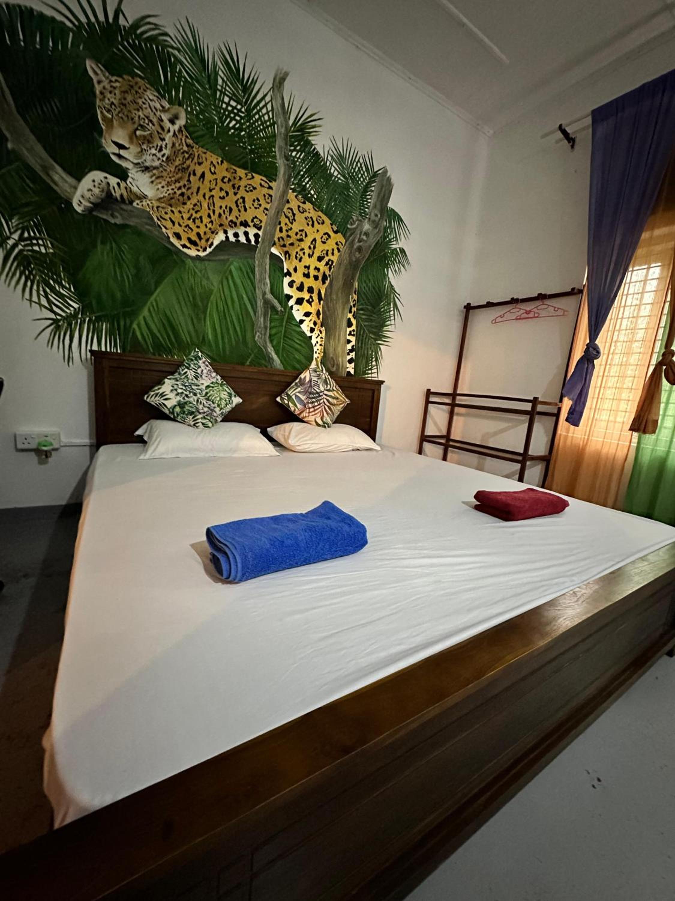 Deluxe King Room photo 2