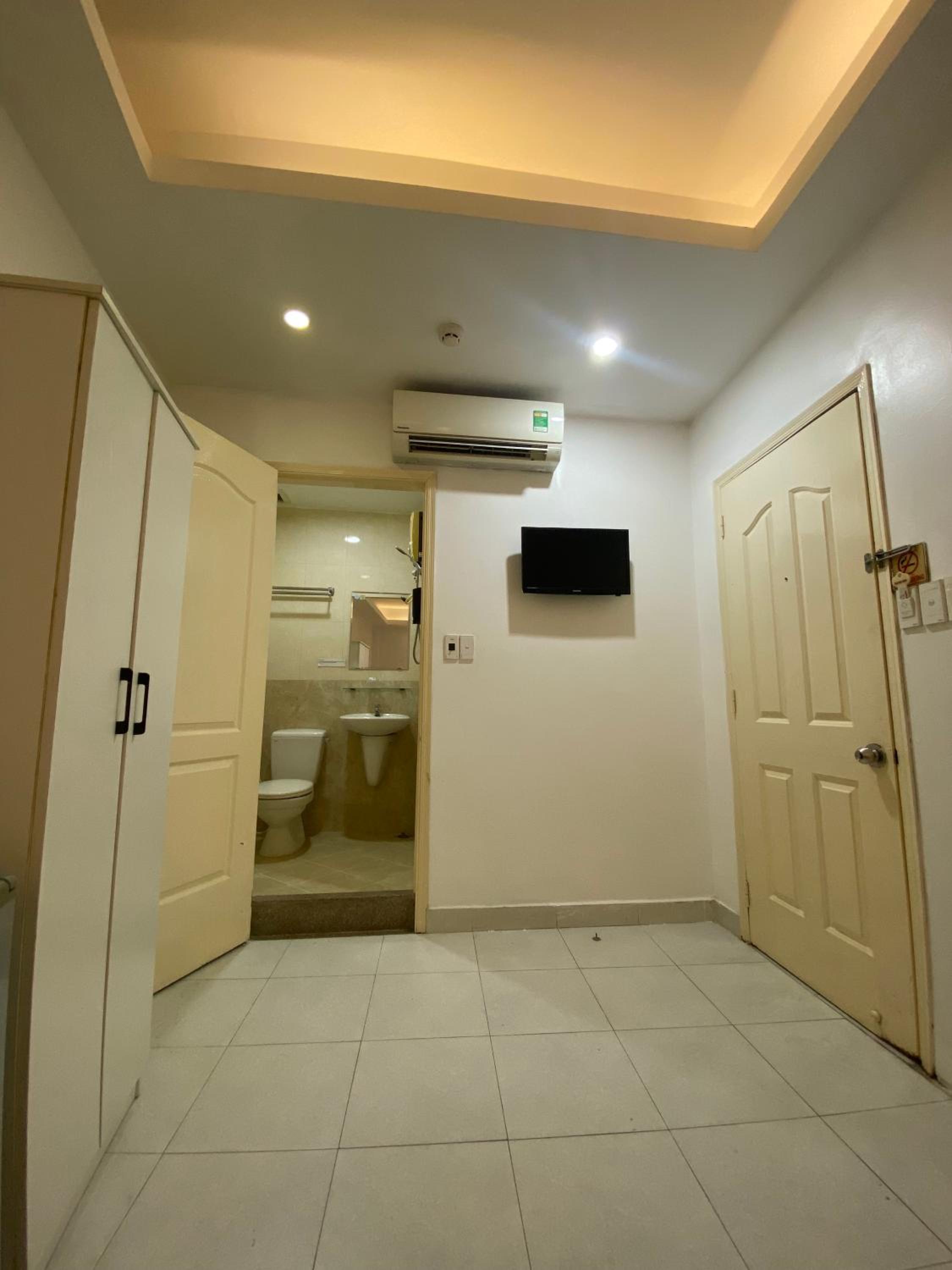 Double Room with Private Bathroom photo 3