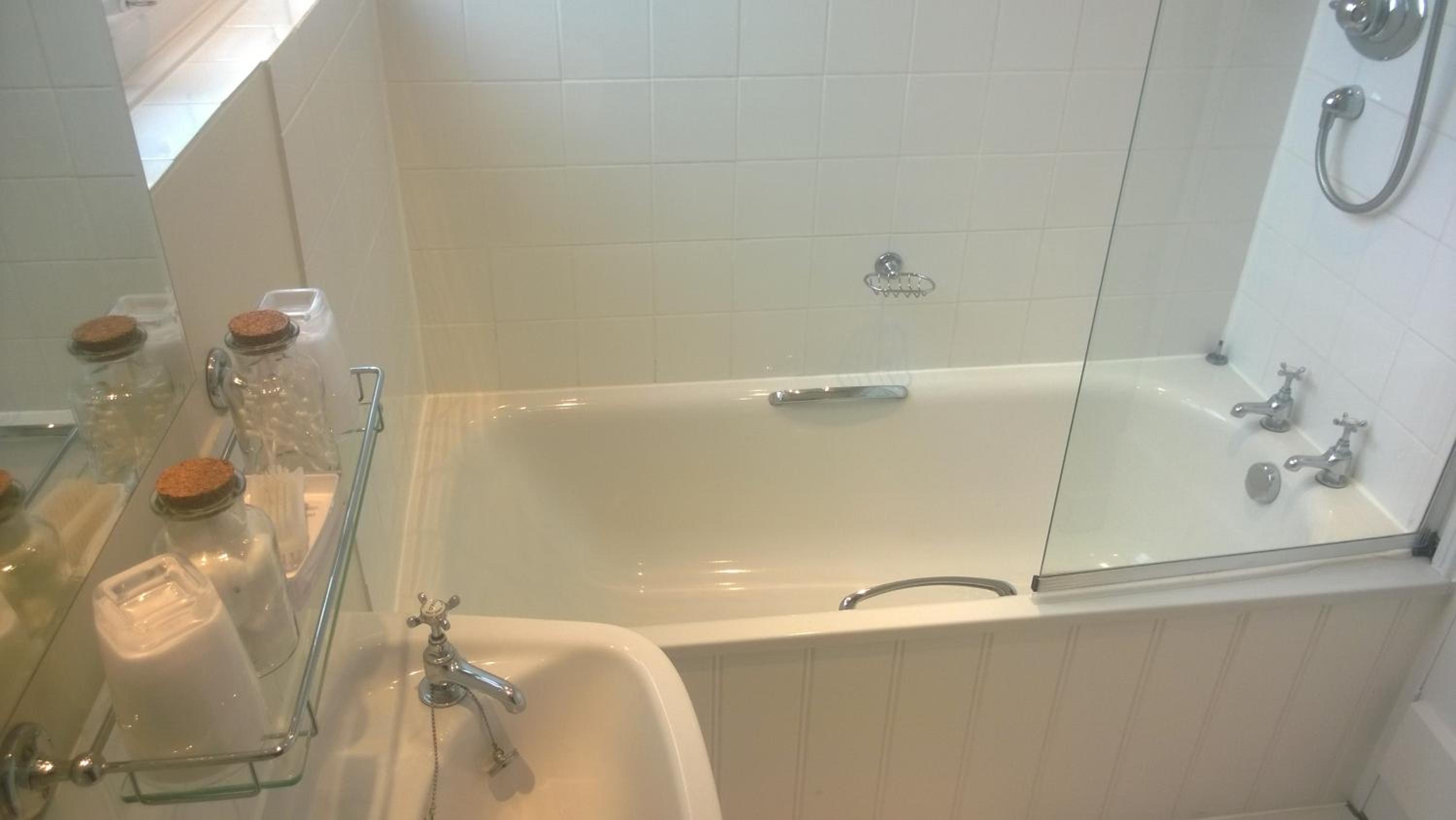 Deluxe Double or Twin Room photo 3