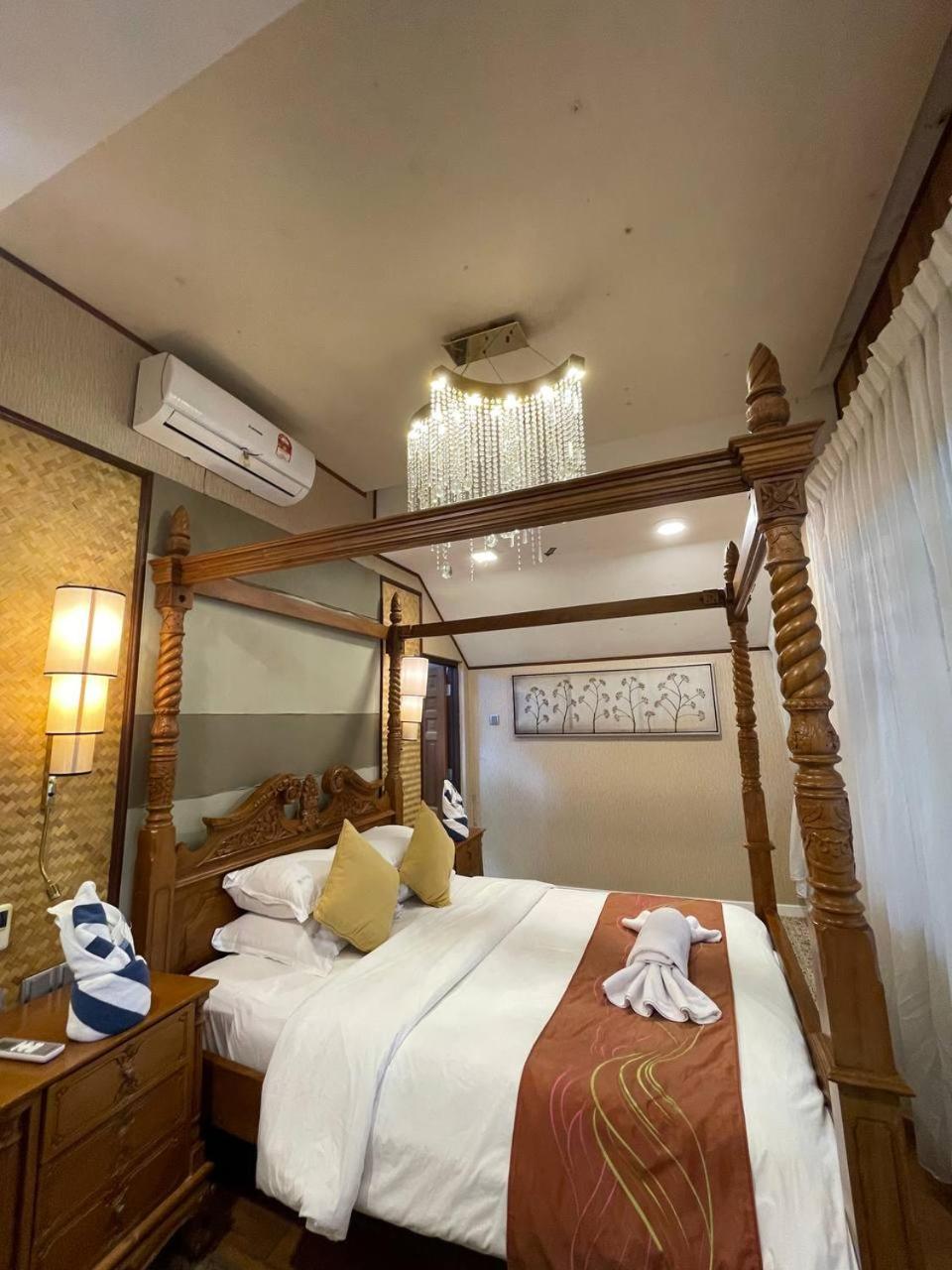 Suite With Private Pool photo 2