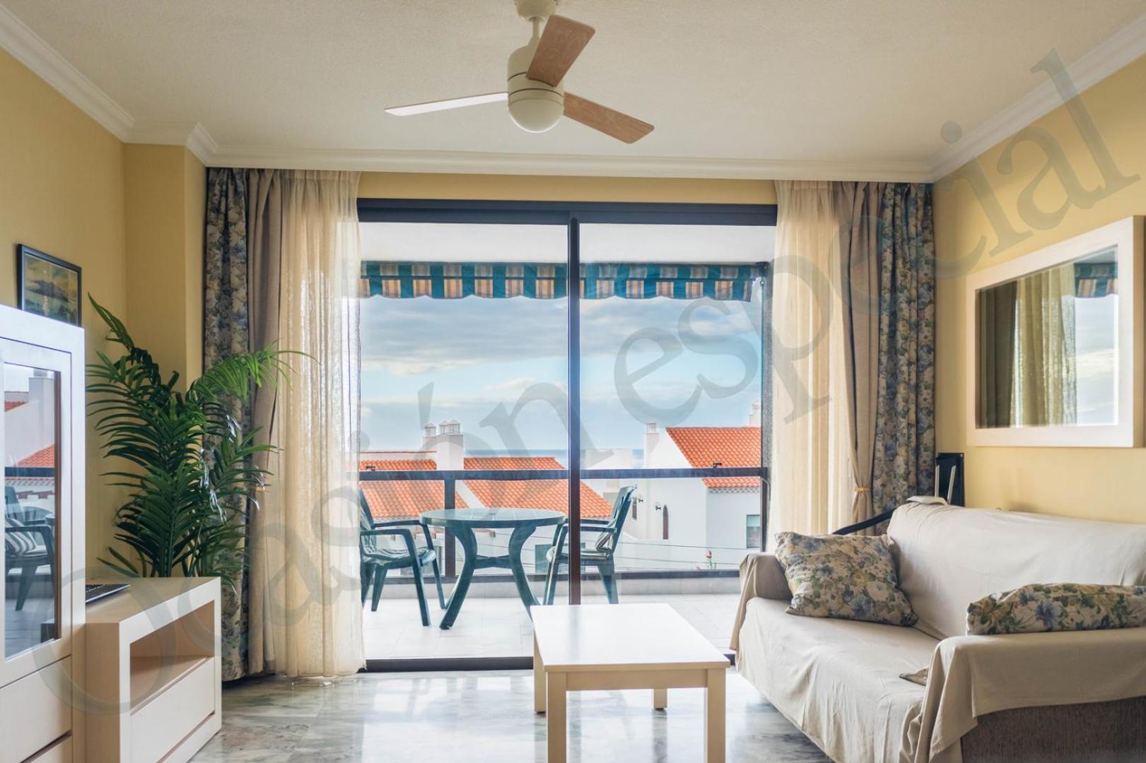 Apartamento de una habitación con vista al mar
